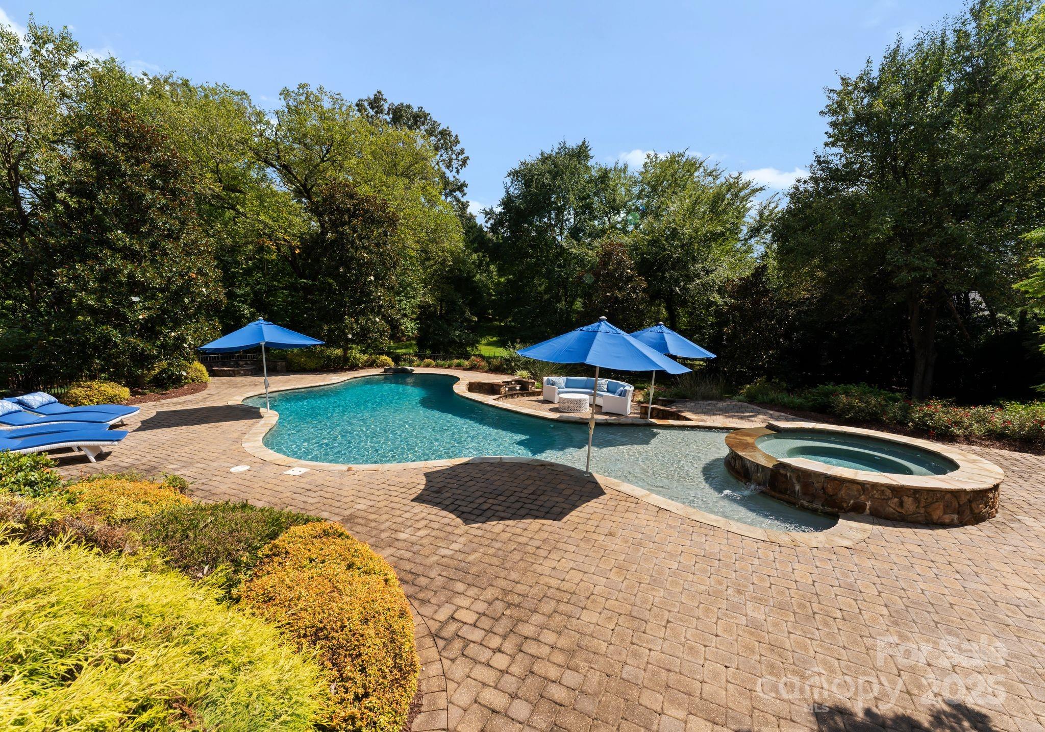 239 Kimberly Road — Davidson