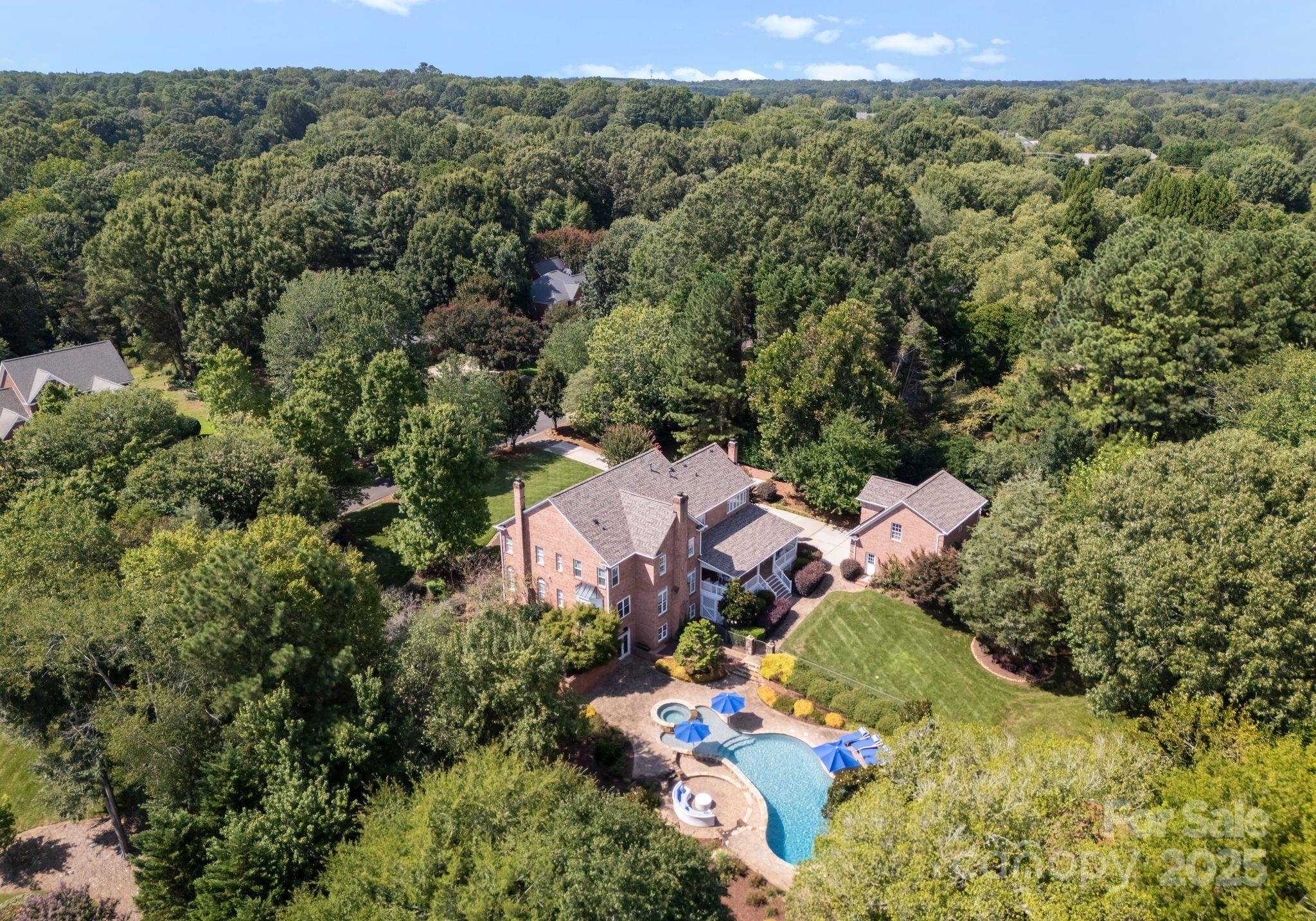 239 Kimberly Road — Davidson