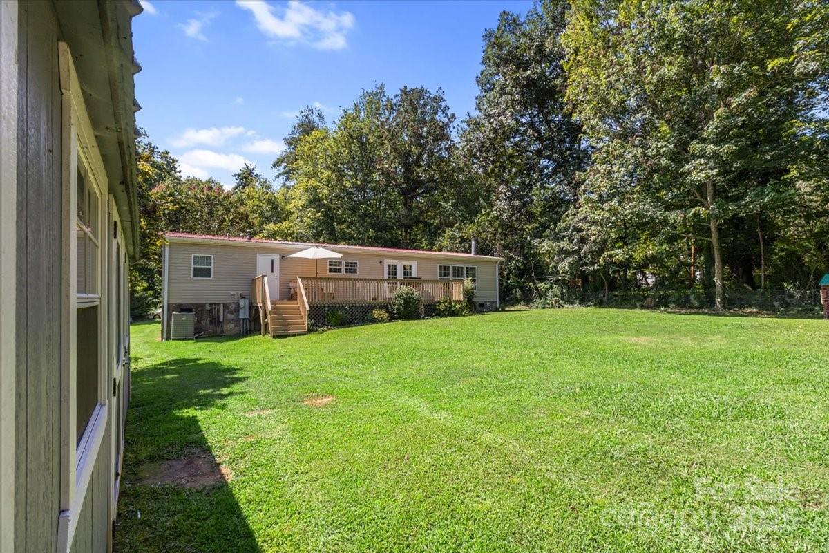 132 Bailey Mountain Road — Mars Hill
