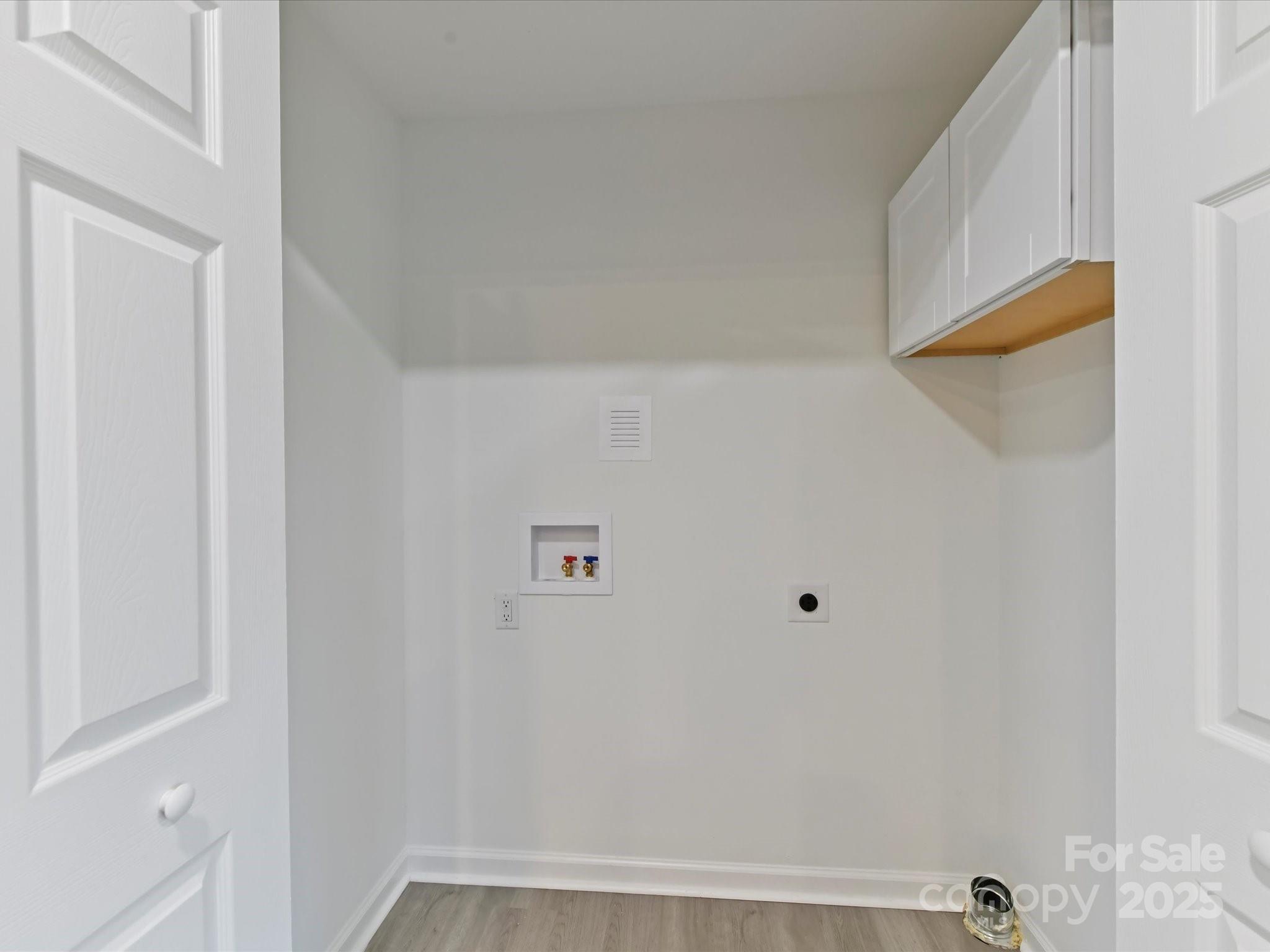 2508 Carrington Court — Charlotte