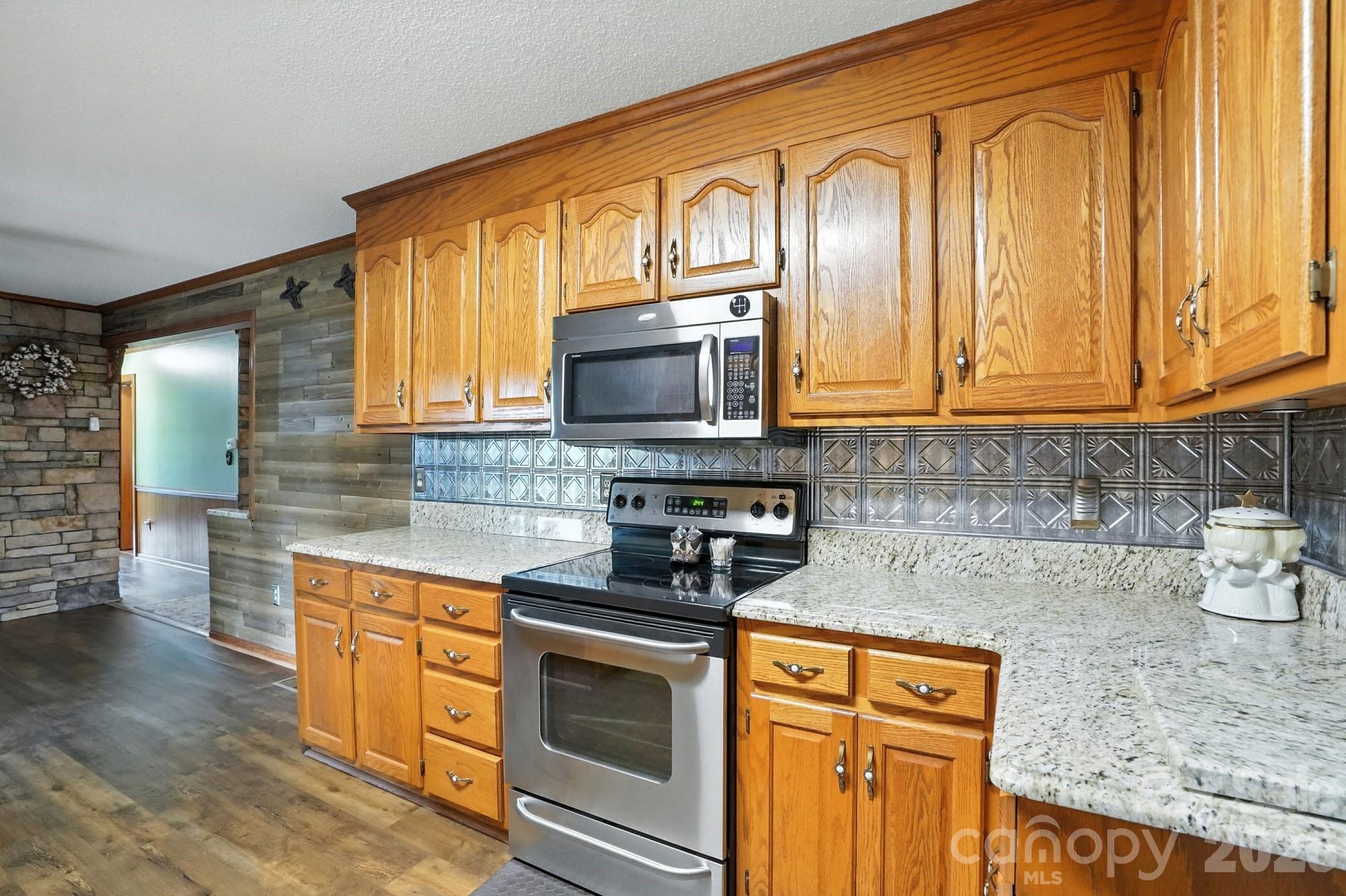 3369 Roberta Road — Concord