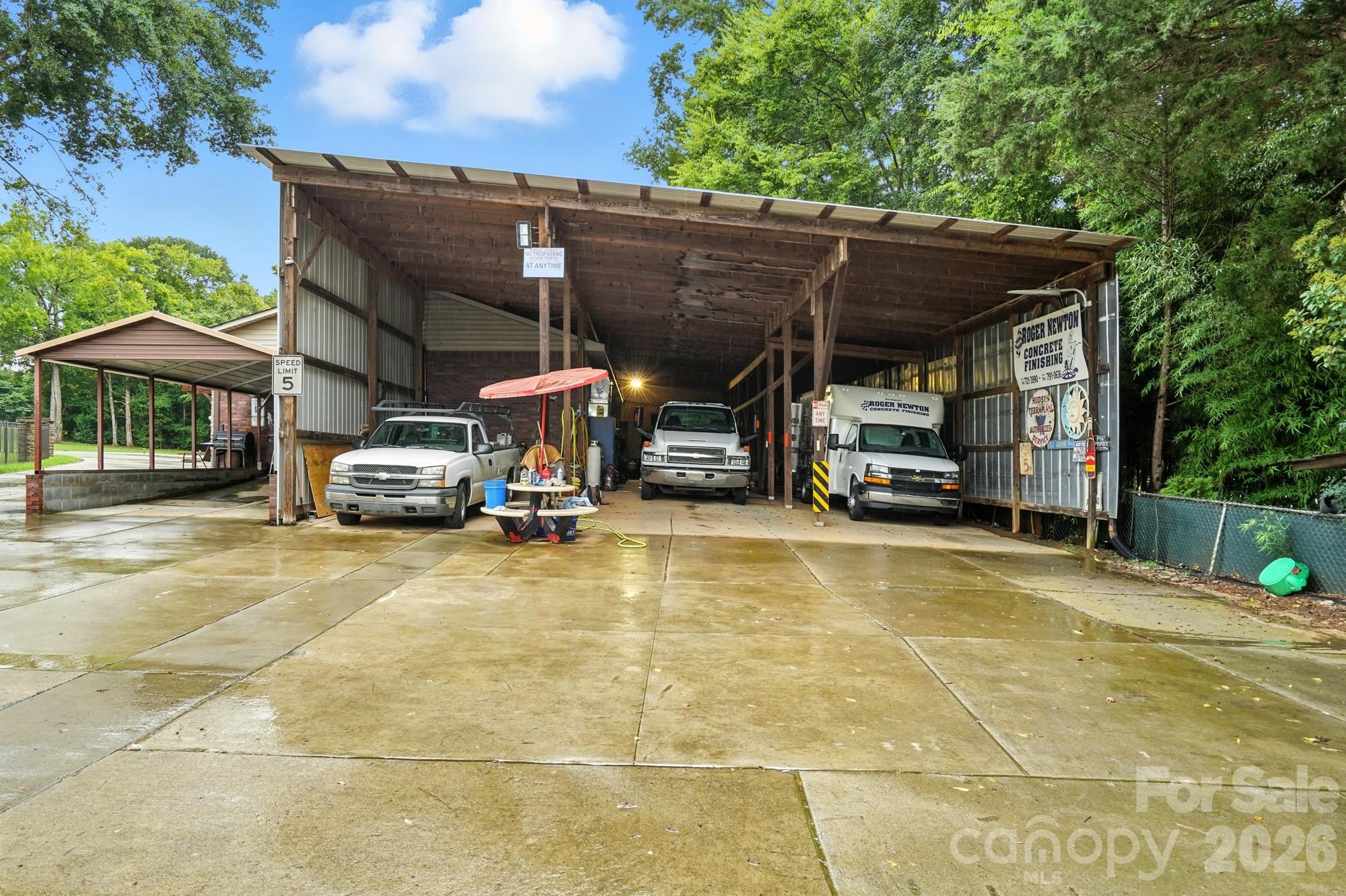 3369 Roberta Road — Concord