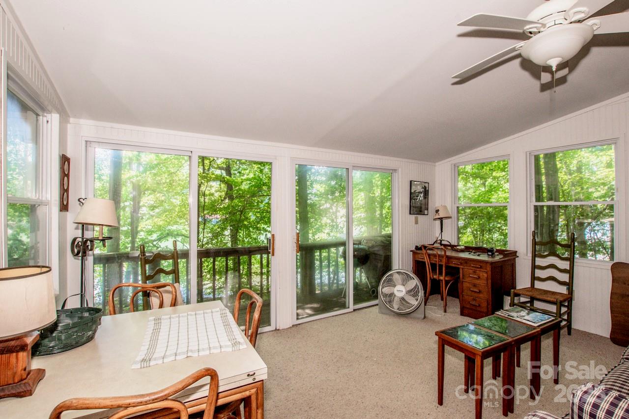 127 Melrose Lane — Mooresville