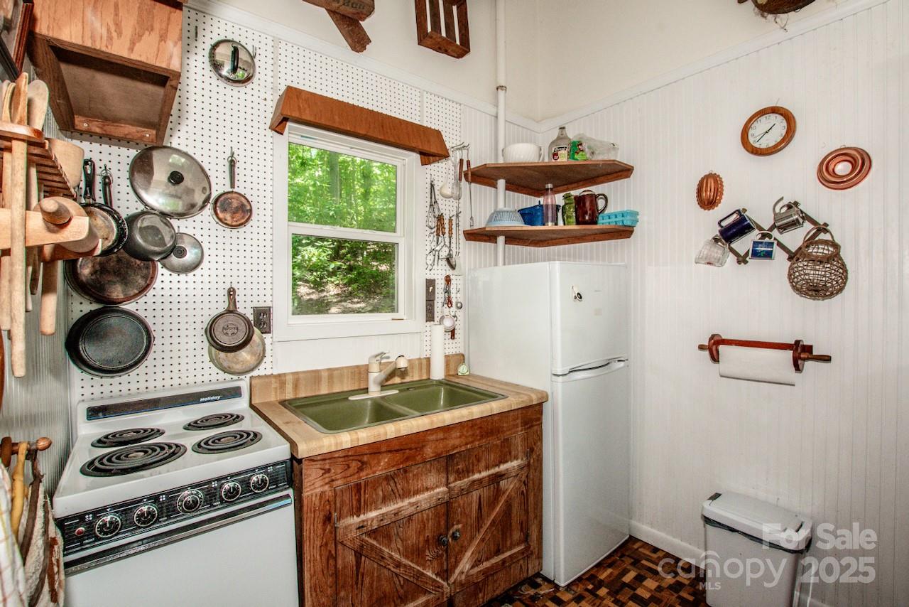 127 Melrose Lane — Mooresville