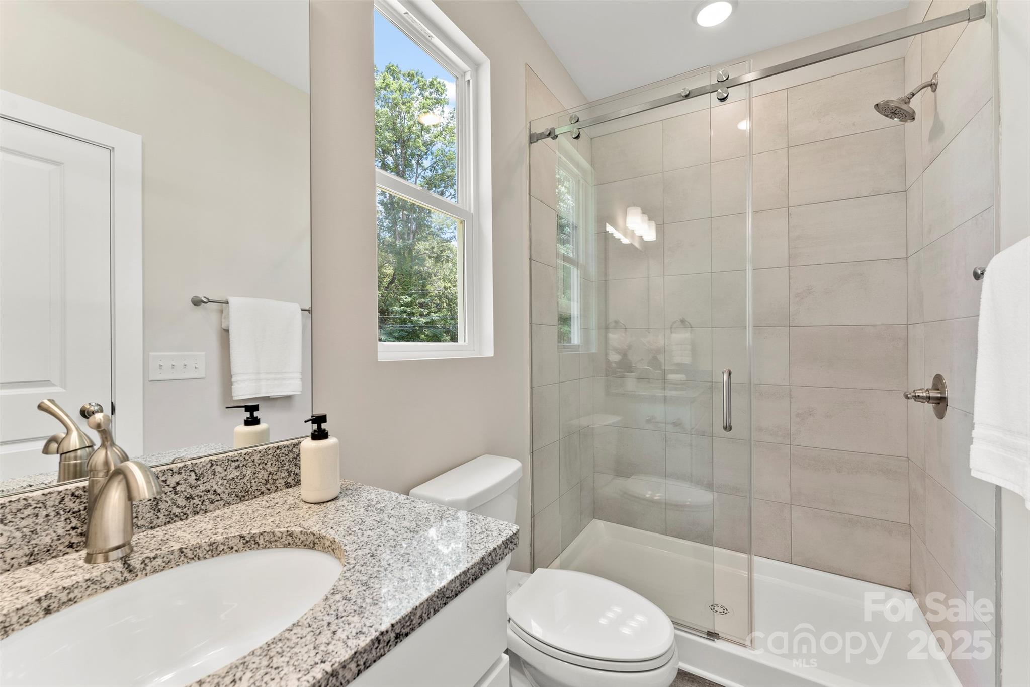1645 Carolina Circle — Gastonia