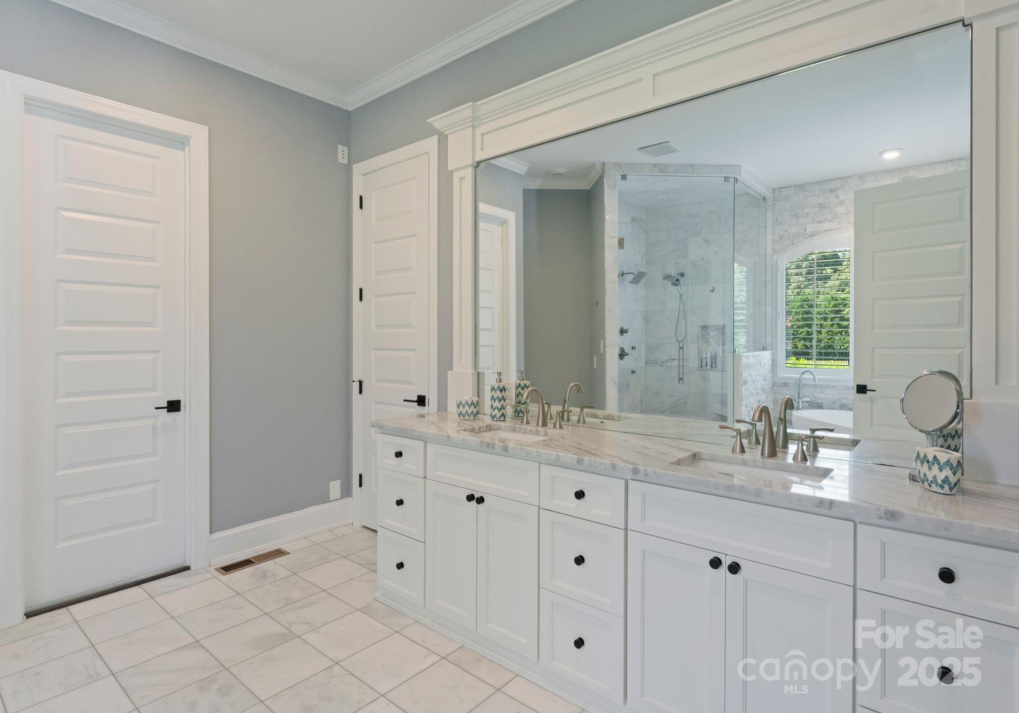 315 Brief Road W — Indian Trail