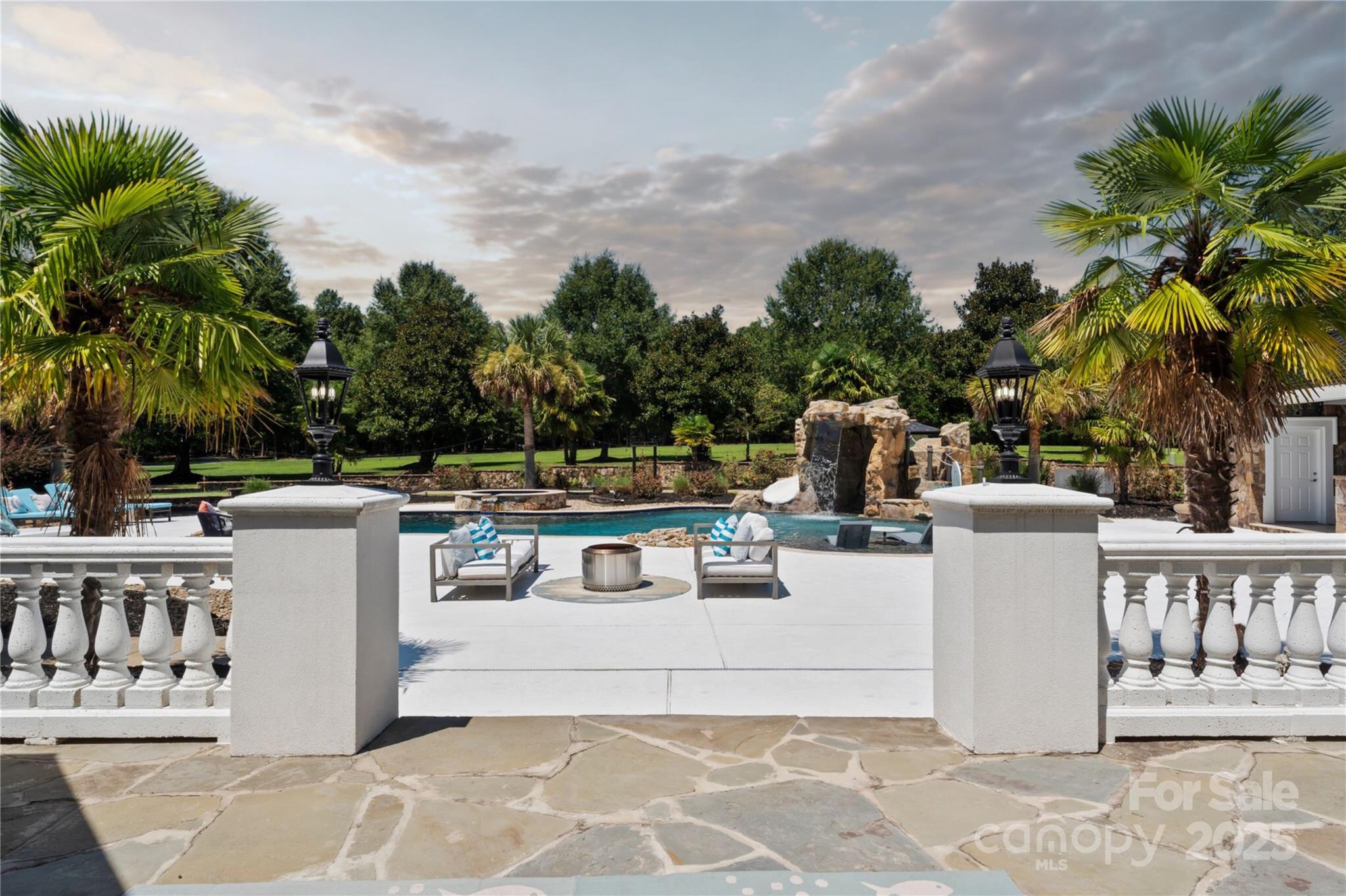315 Brief Road W — Indian Trail