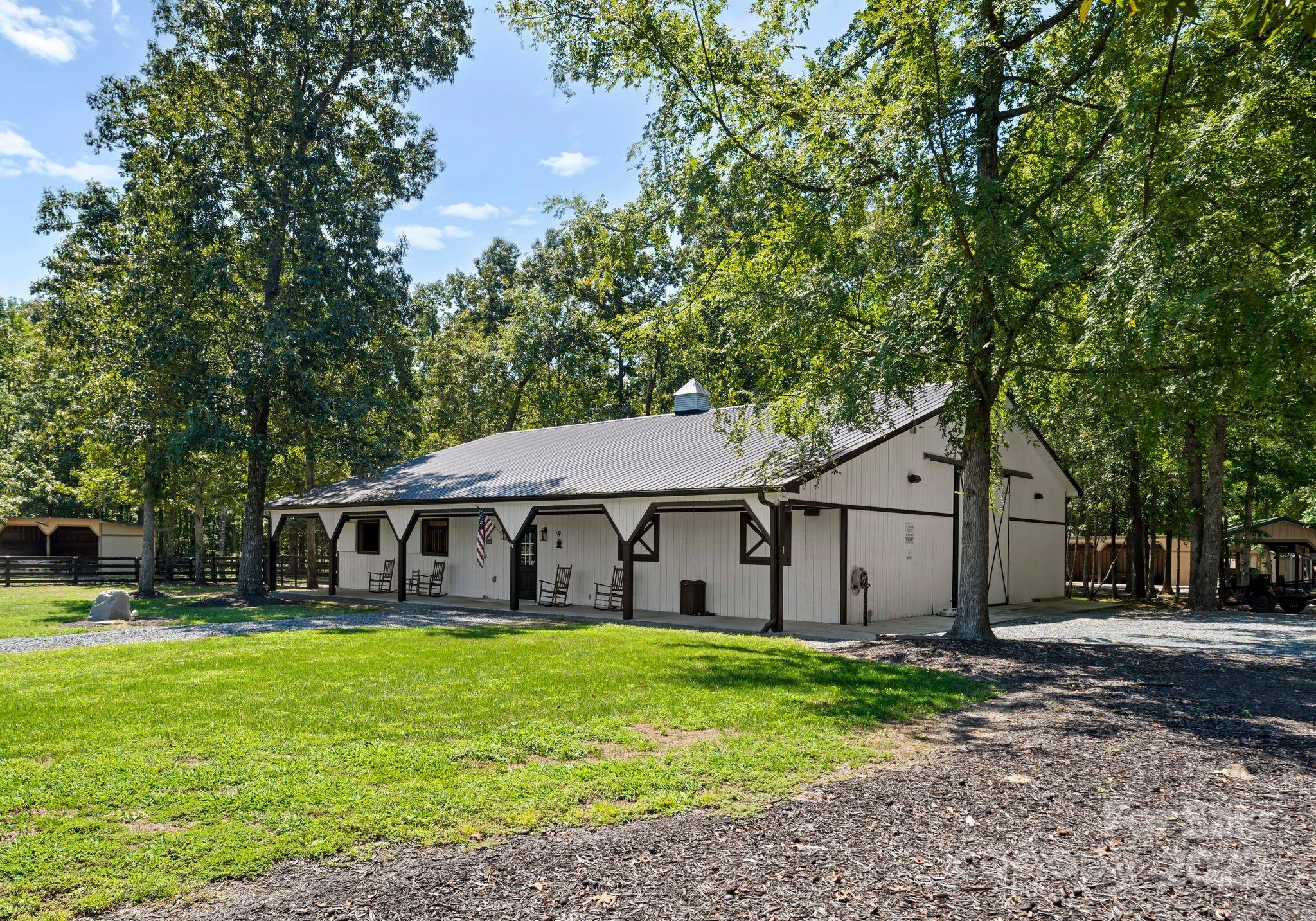 315 Brief Road W — Indian Trail