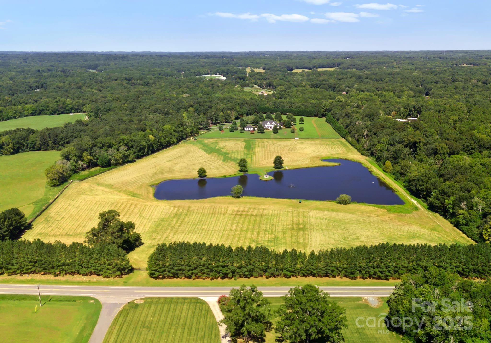 315 Brief Road W — Indian Trail