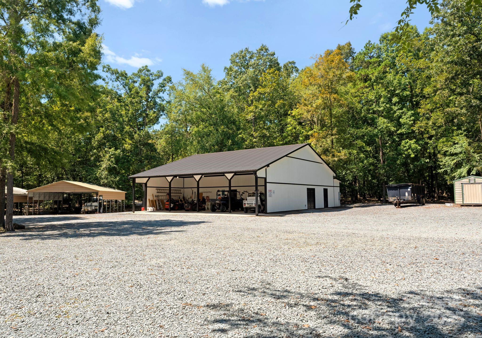 315 Brief Road W — Indian Trail