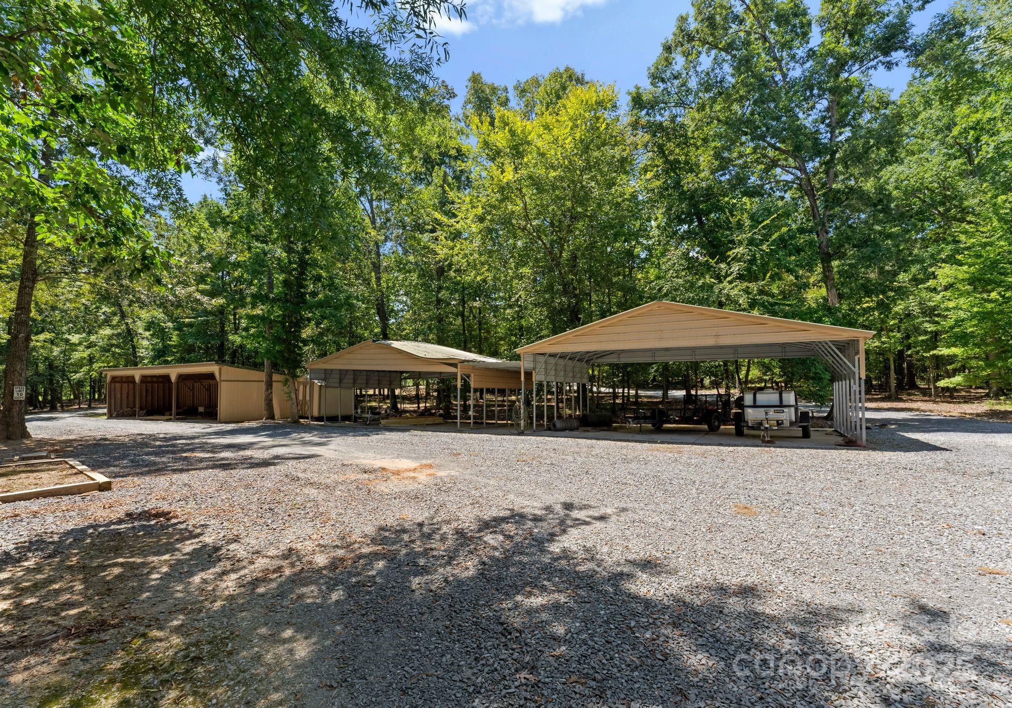 315 Brief Road W — Indian Trail