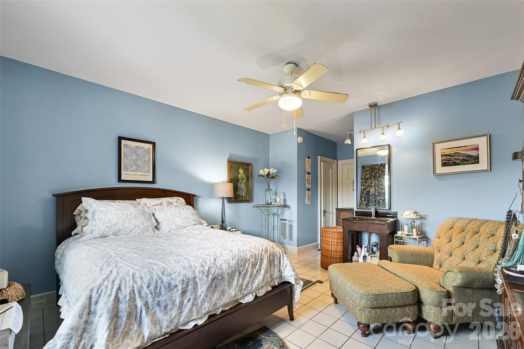 538 N Main Street #305-#308 — Hendersonville