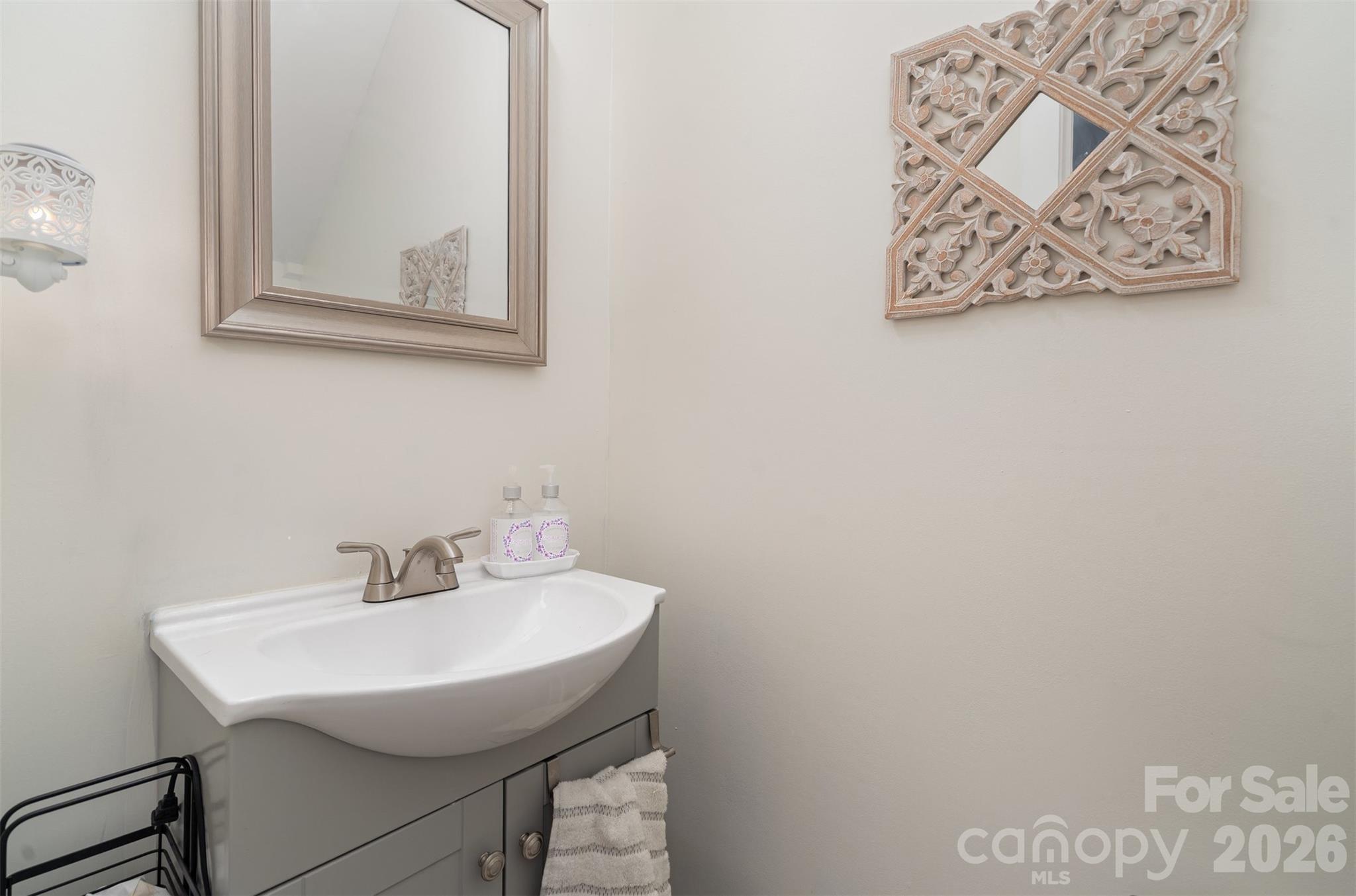 1052 Mclain Road — Kannapolis