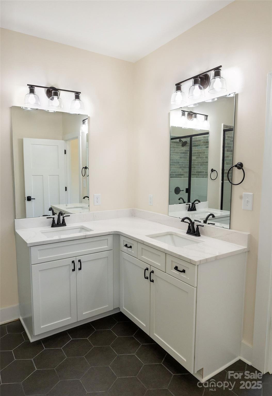 507 New Salem Road — Statesville