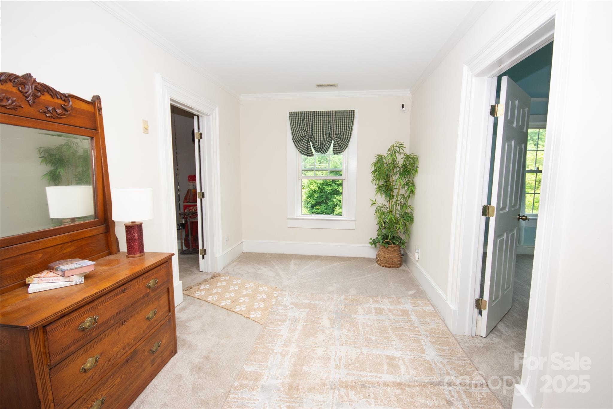 10245 Cool Springs Road — Woodleaf