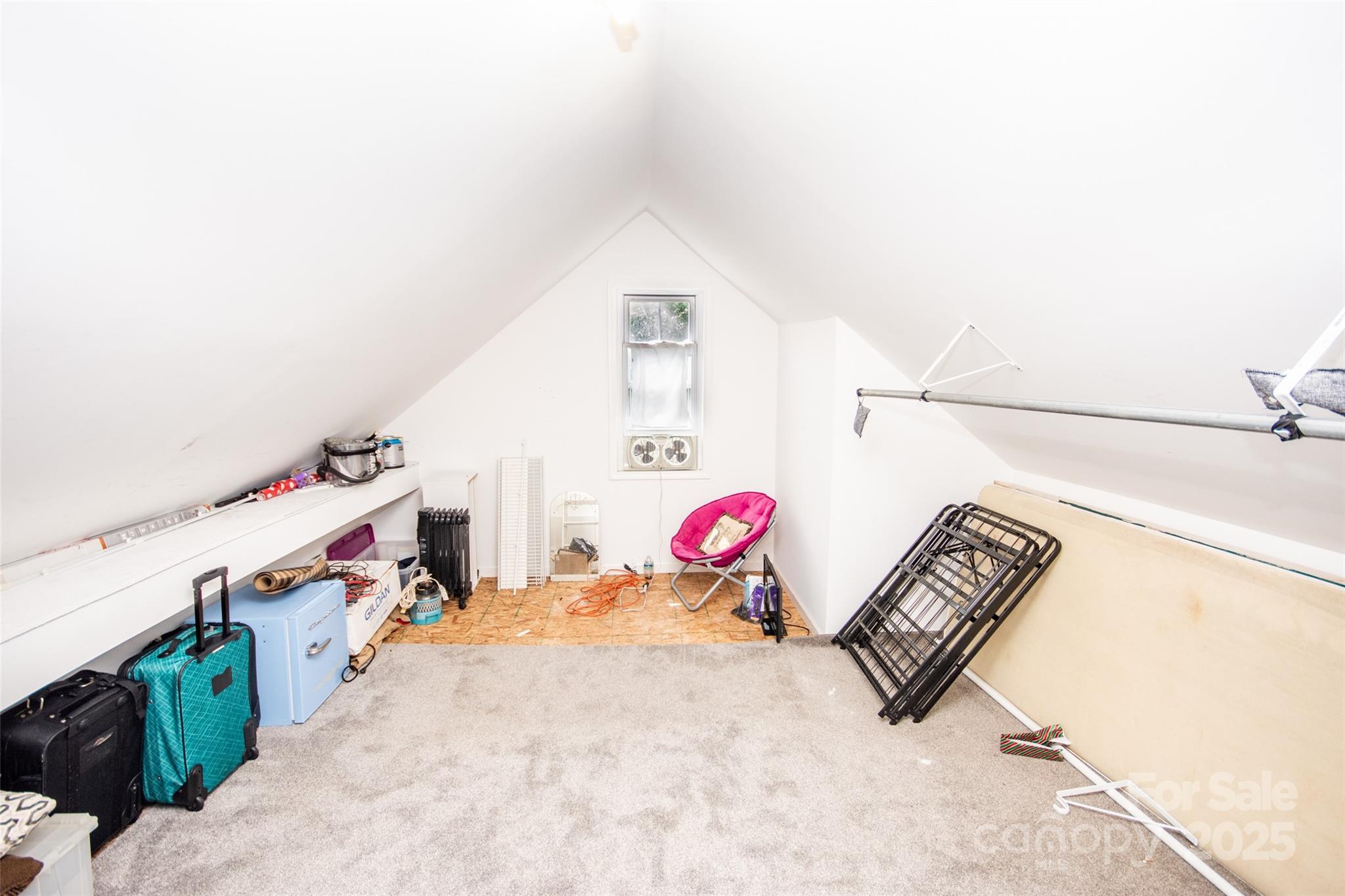 10245 Cool Springs Road — Woodleaf