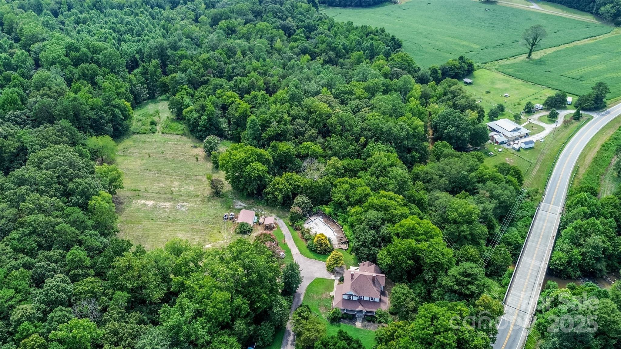 10245 Cool Springs Road — Woodleaf