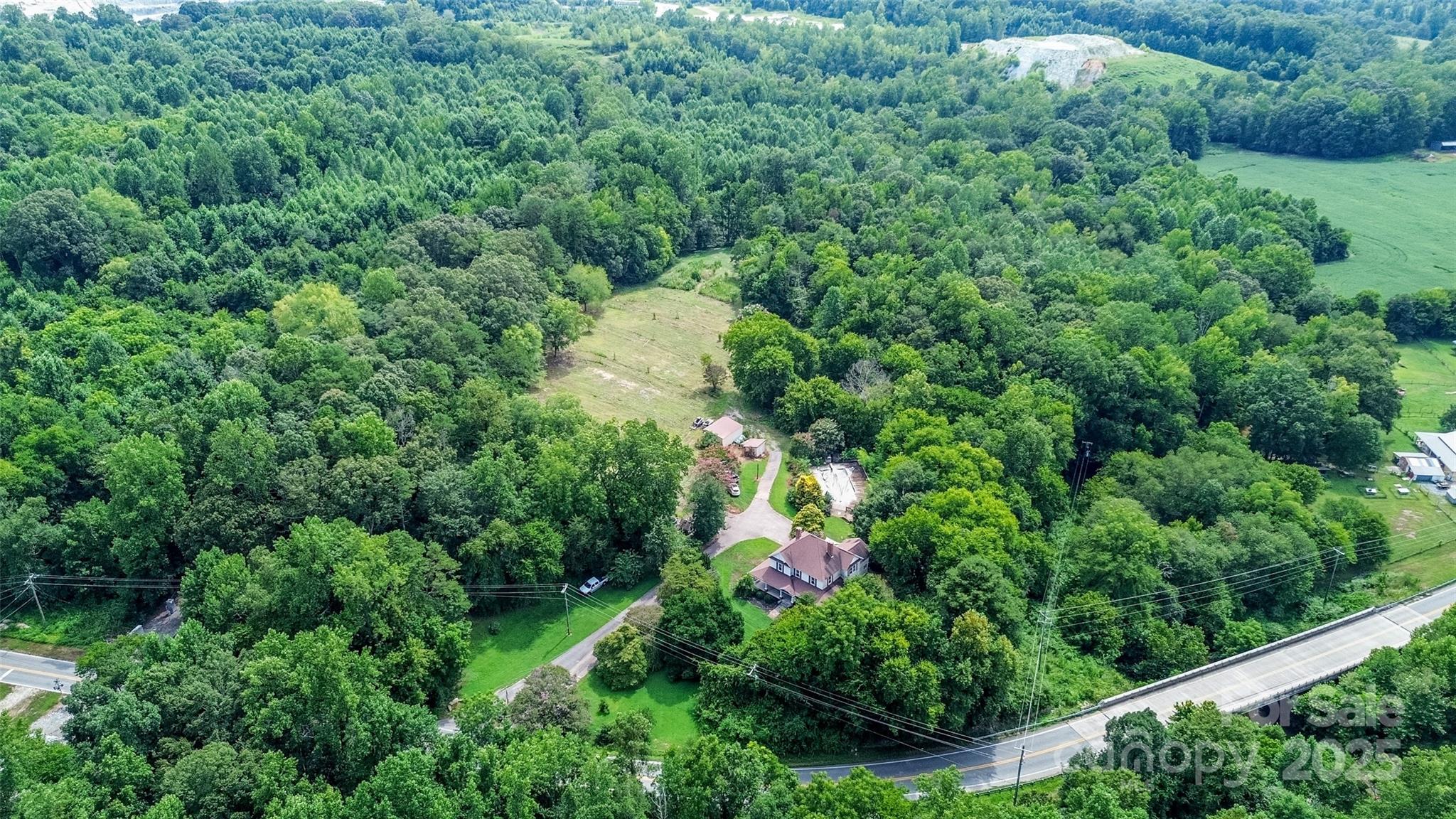 10245 Cool Springs Road — Woodleaf