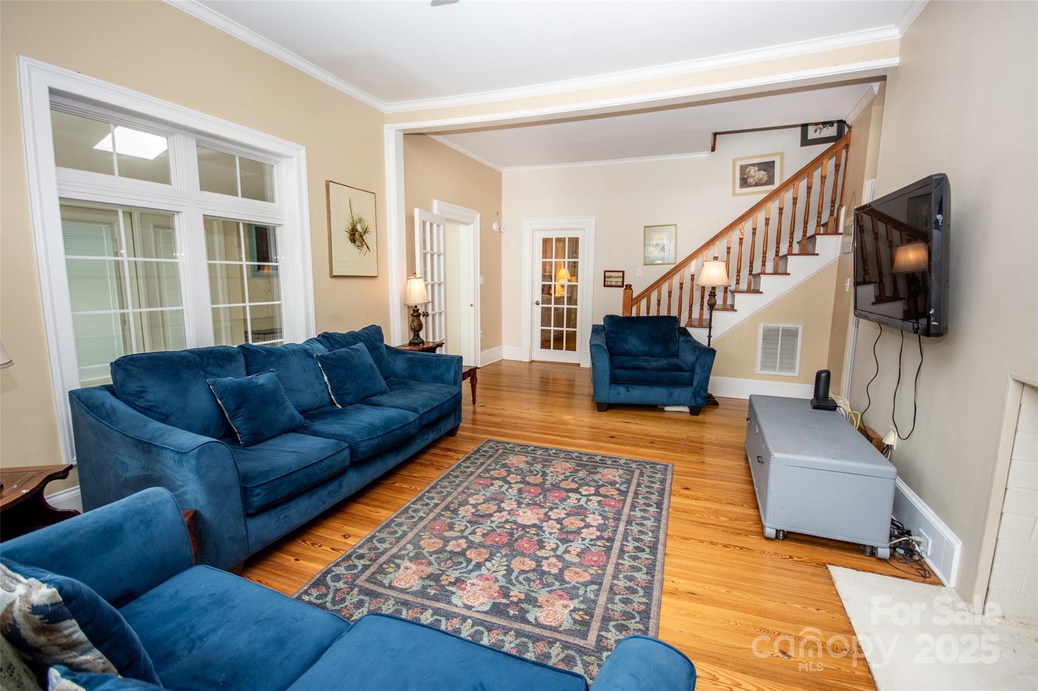 10245 Cool Springs Road — Woodleaf