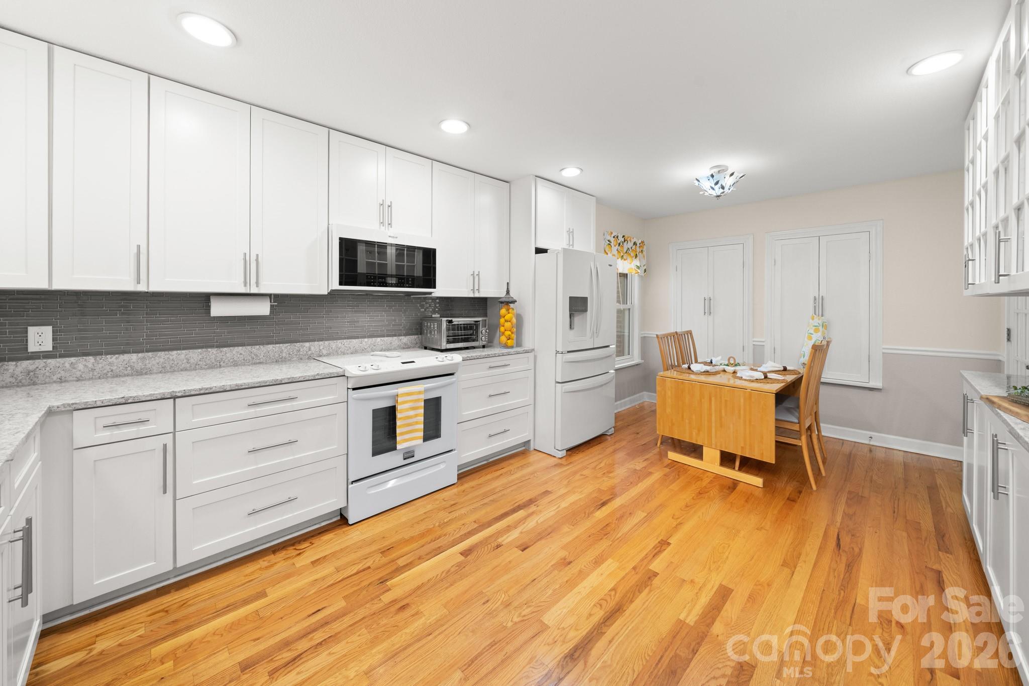 429 Brooklyn Avenue — Hendersonville