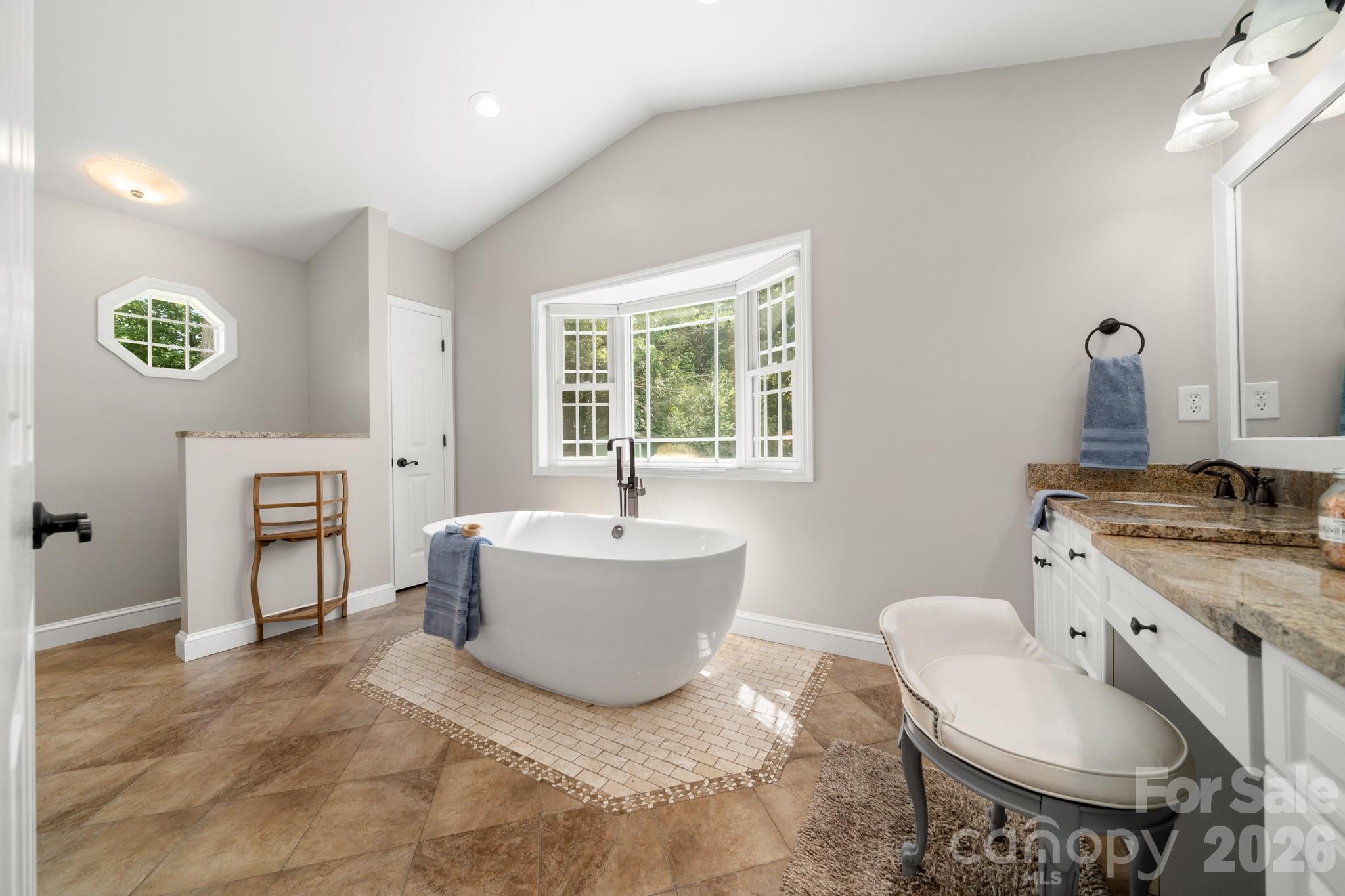 429 Brooklyn Avenue — Hendersonville
