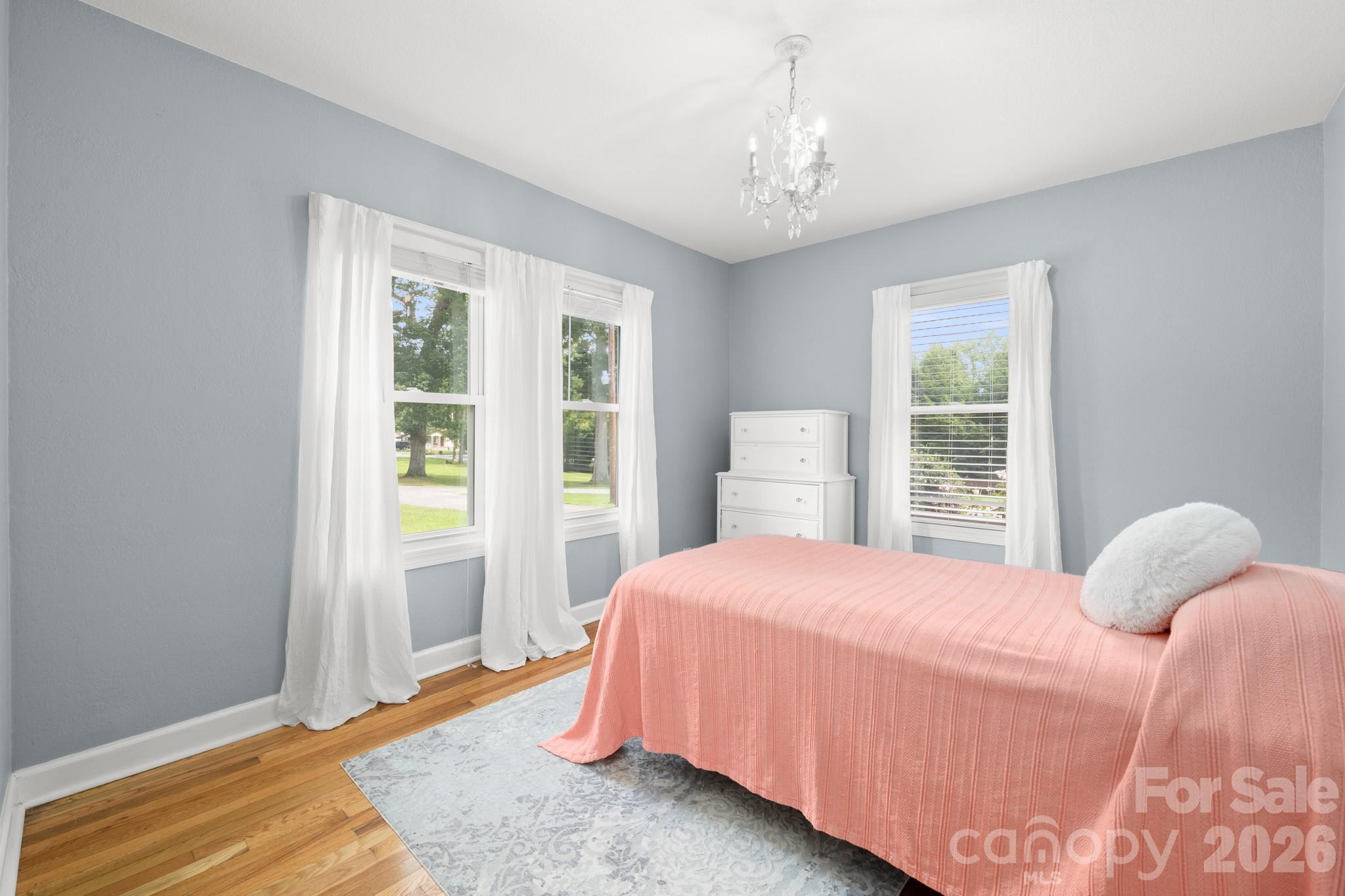 429 Brooklyn Avenue — Hendersonville