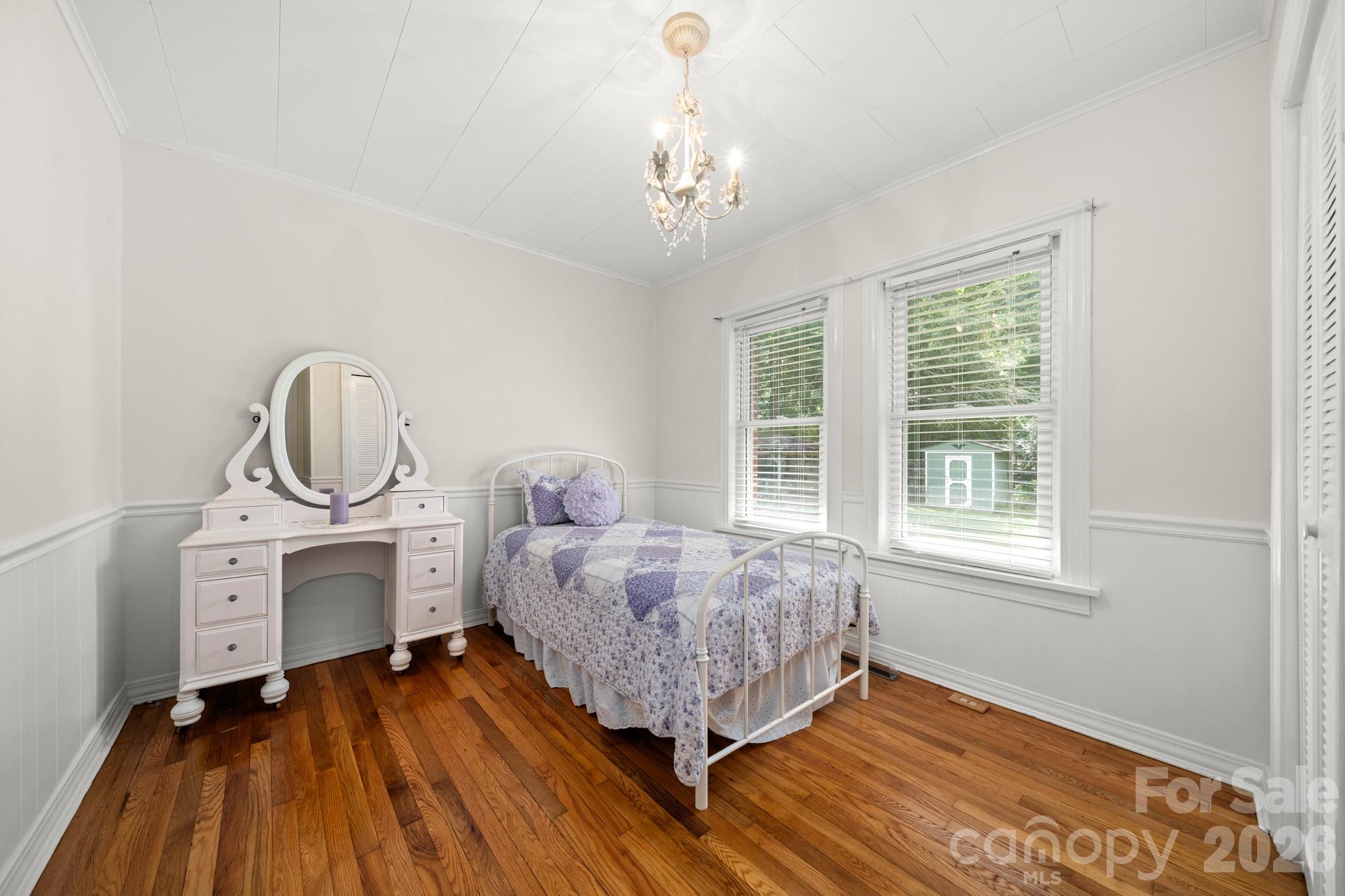 429 Brooklyn Avenue — Hendersonville