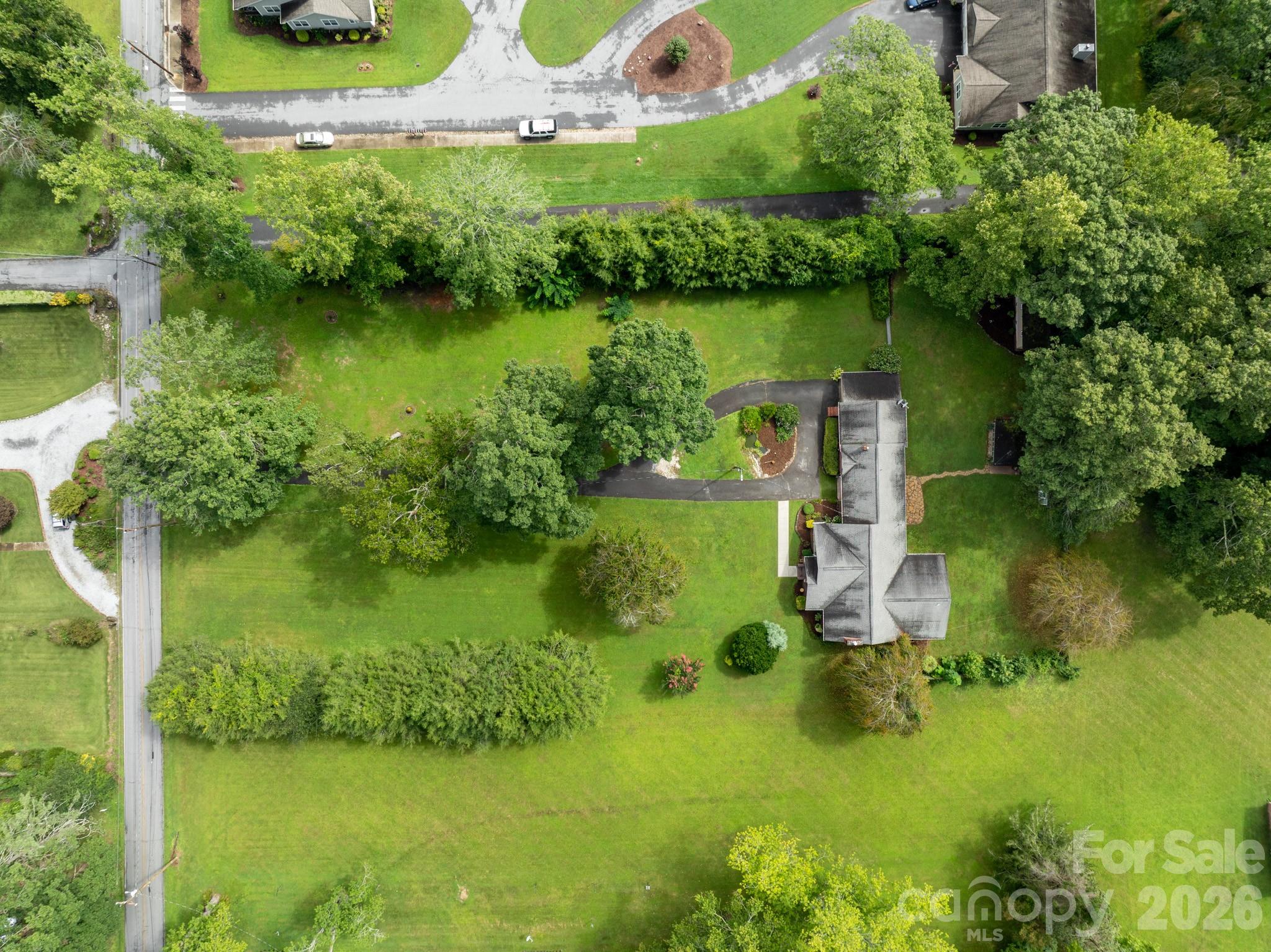 429 Brooklyn Avenue — Hendersonville