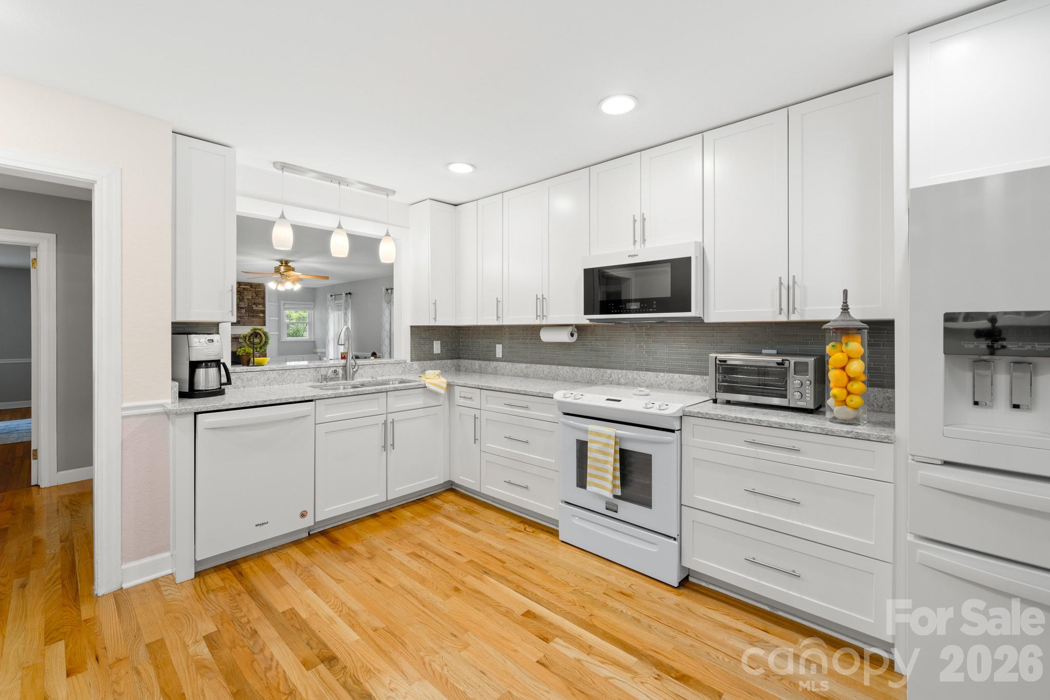 429 Brooklyn Avenue — Hendersonville