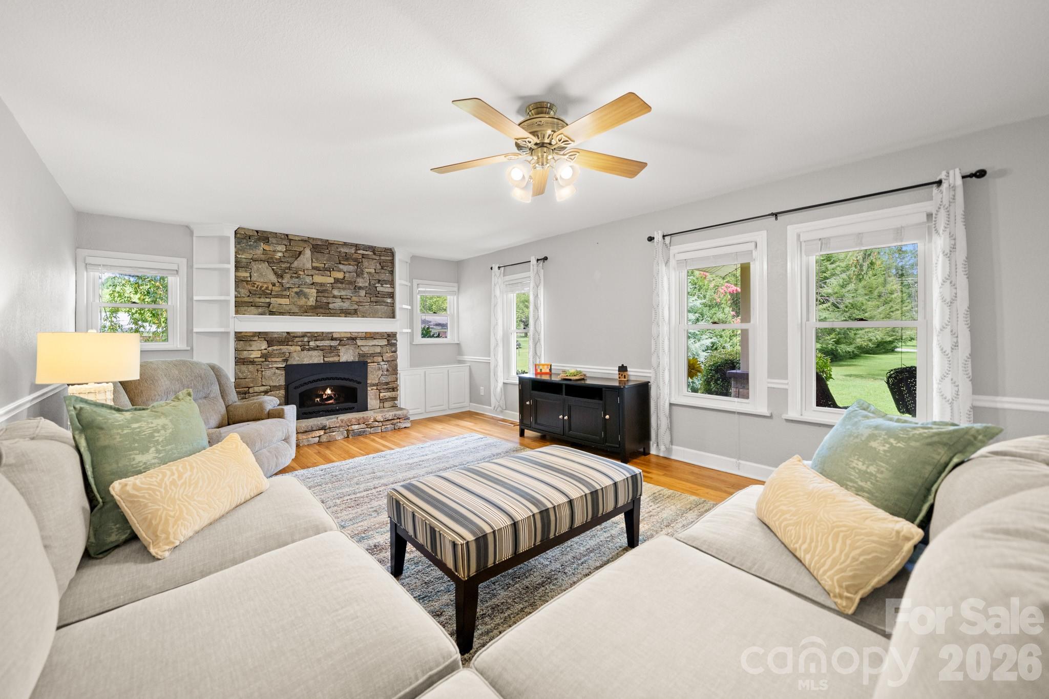 429 Brooklyn Avenue — Hendersonville