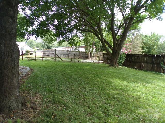 71 Flat Creek Road — Waynesville