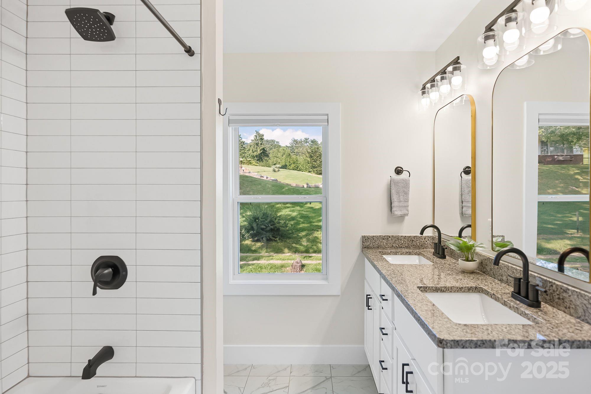 8 Green Tree Lane — Asheville