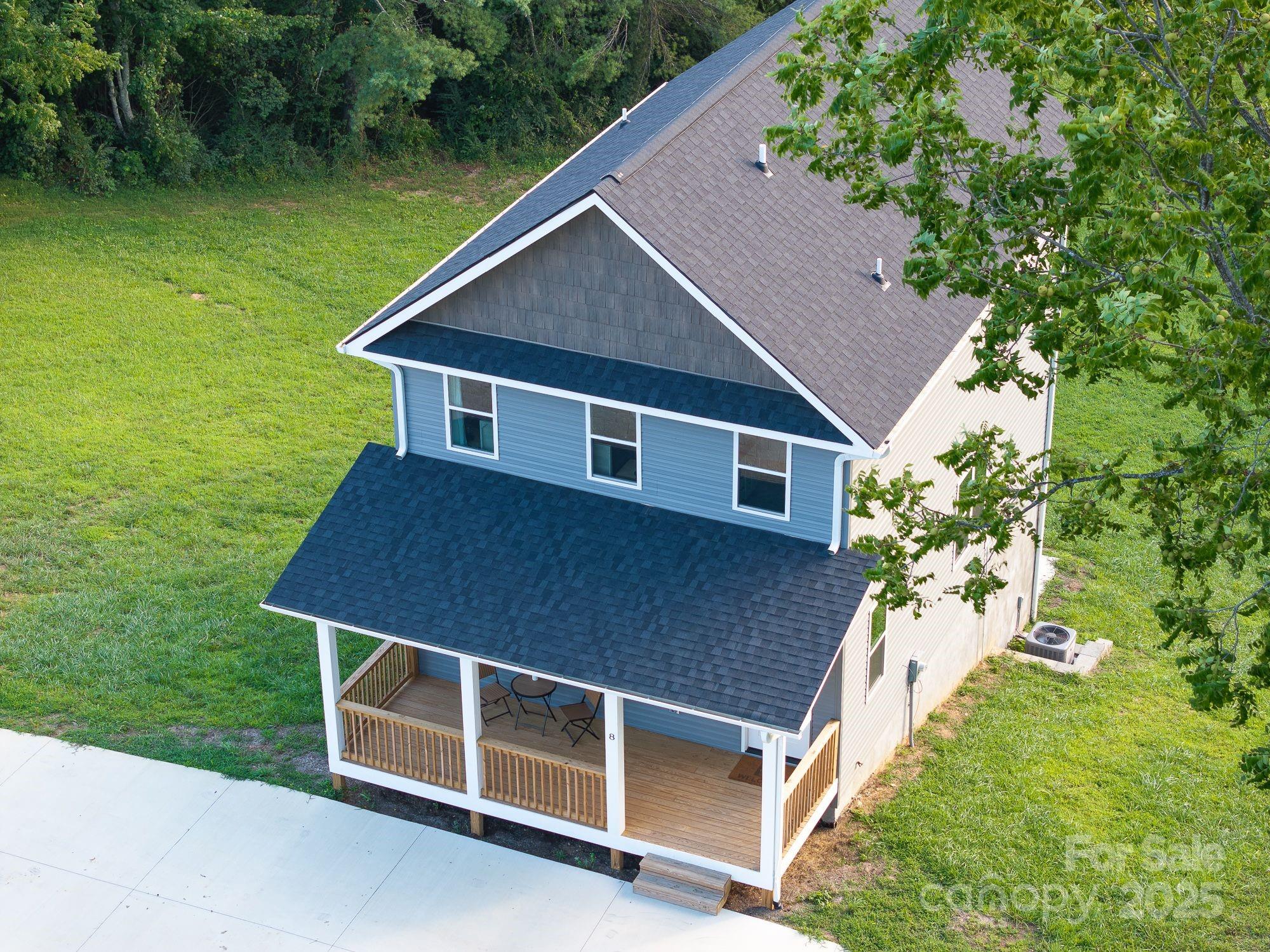 8 Green Tree Lane — Asheville