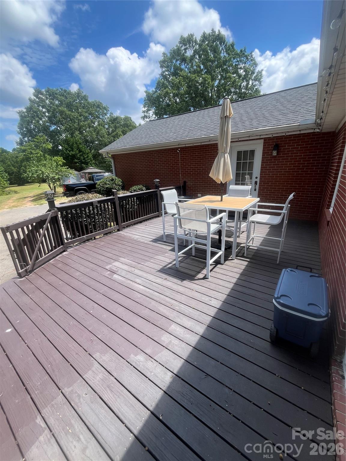 569 Great Falls Highway — Chester