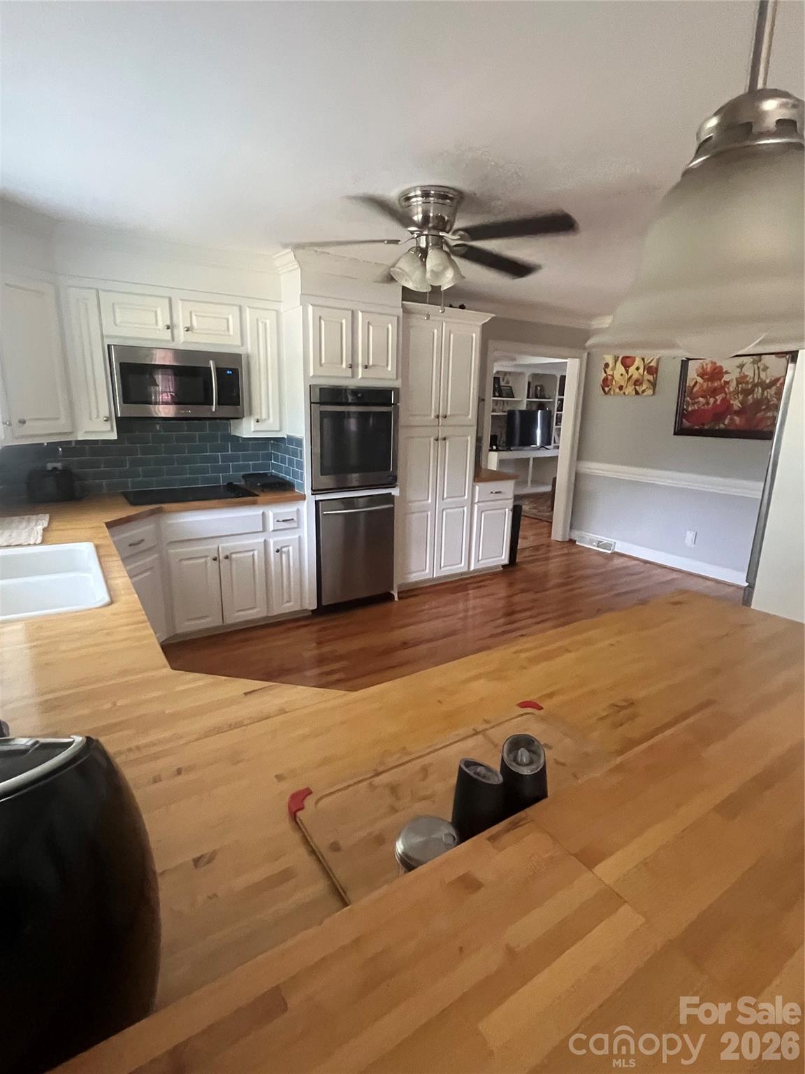 569 Great Falls Highway — Chester