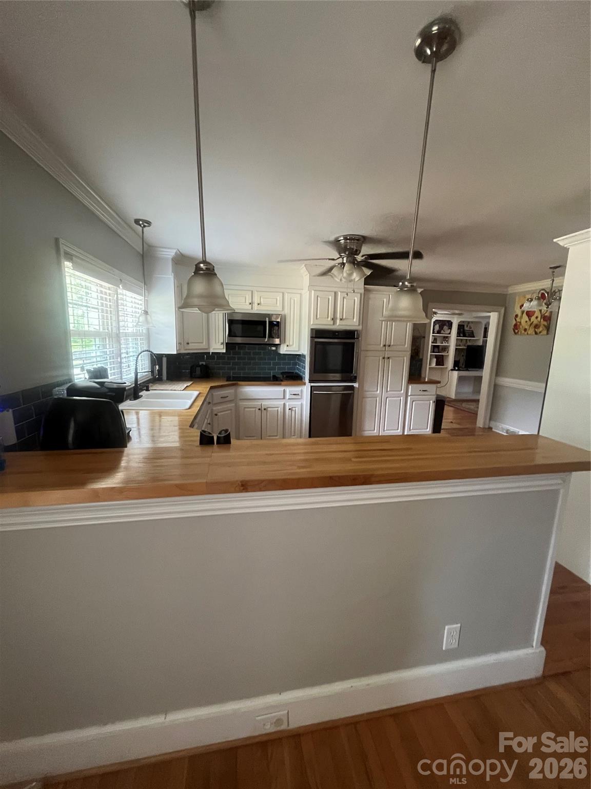 569 Great Falls Highway — Chester