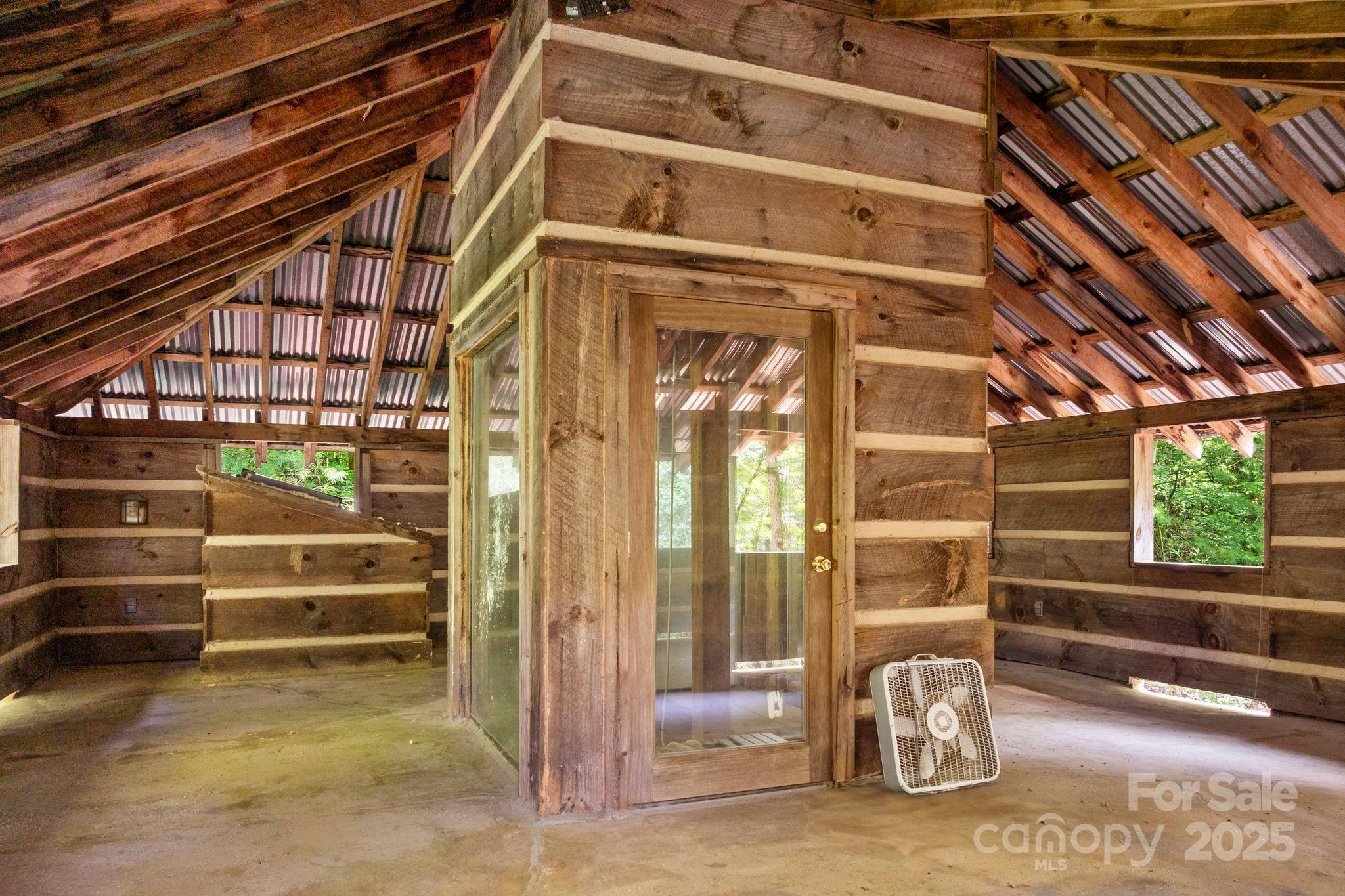 118 Blossom Road — Brevard