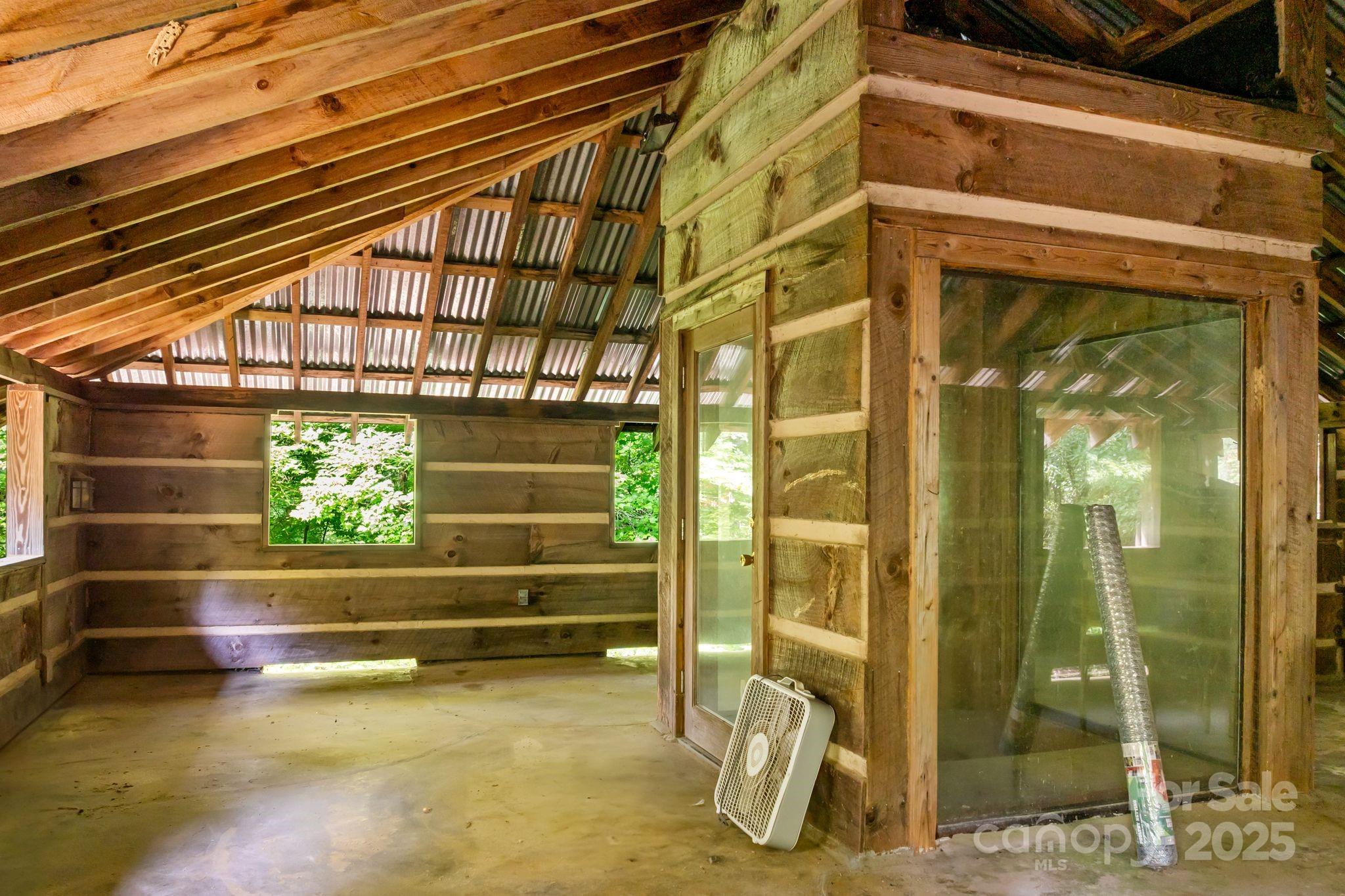 118 Blossom Road — Brevard