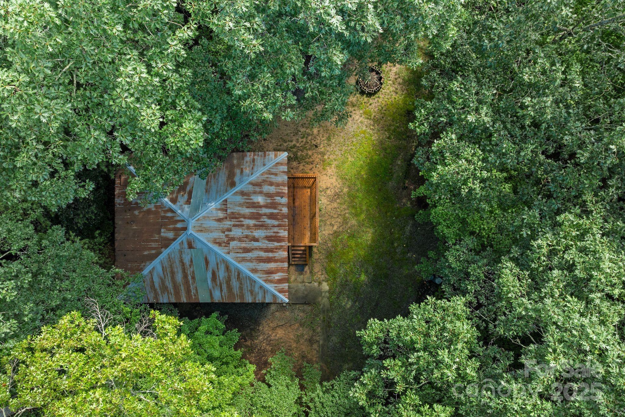 118 Blossom Road — Brevard