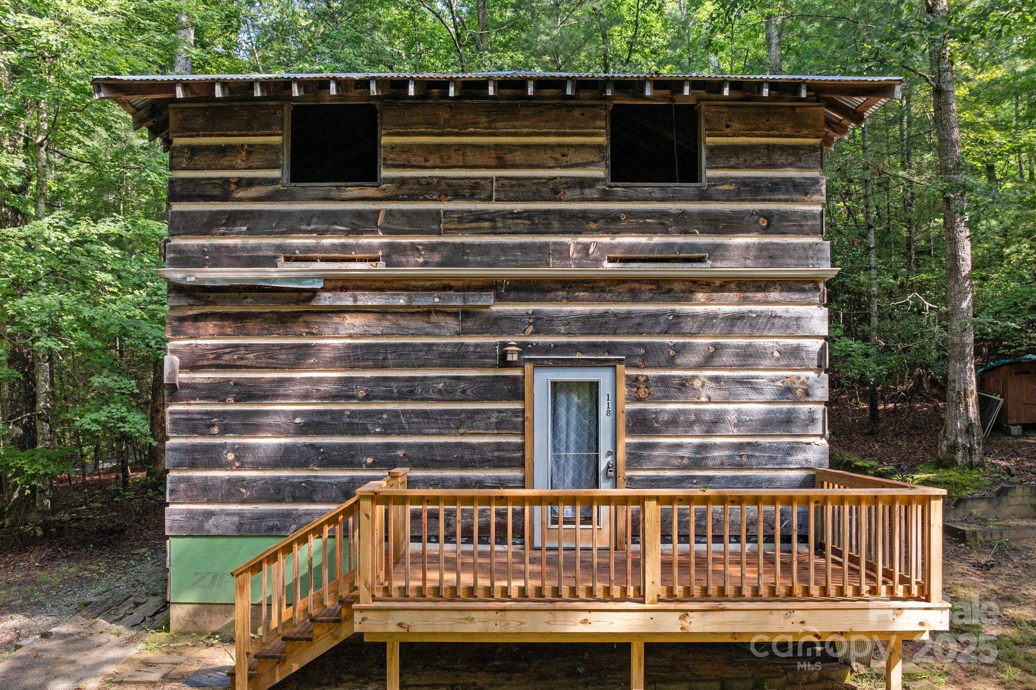 118 Blossom Road — Brevard