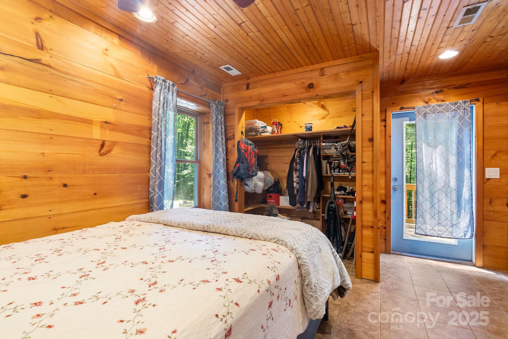 118 Blossom Road — Brevard