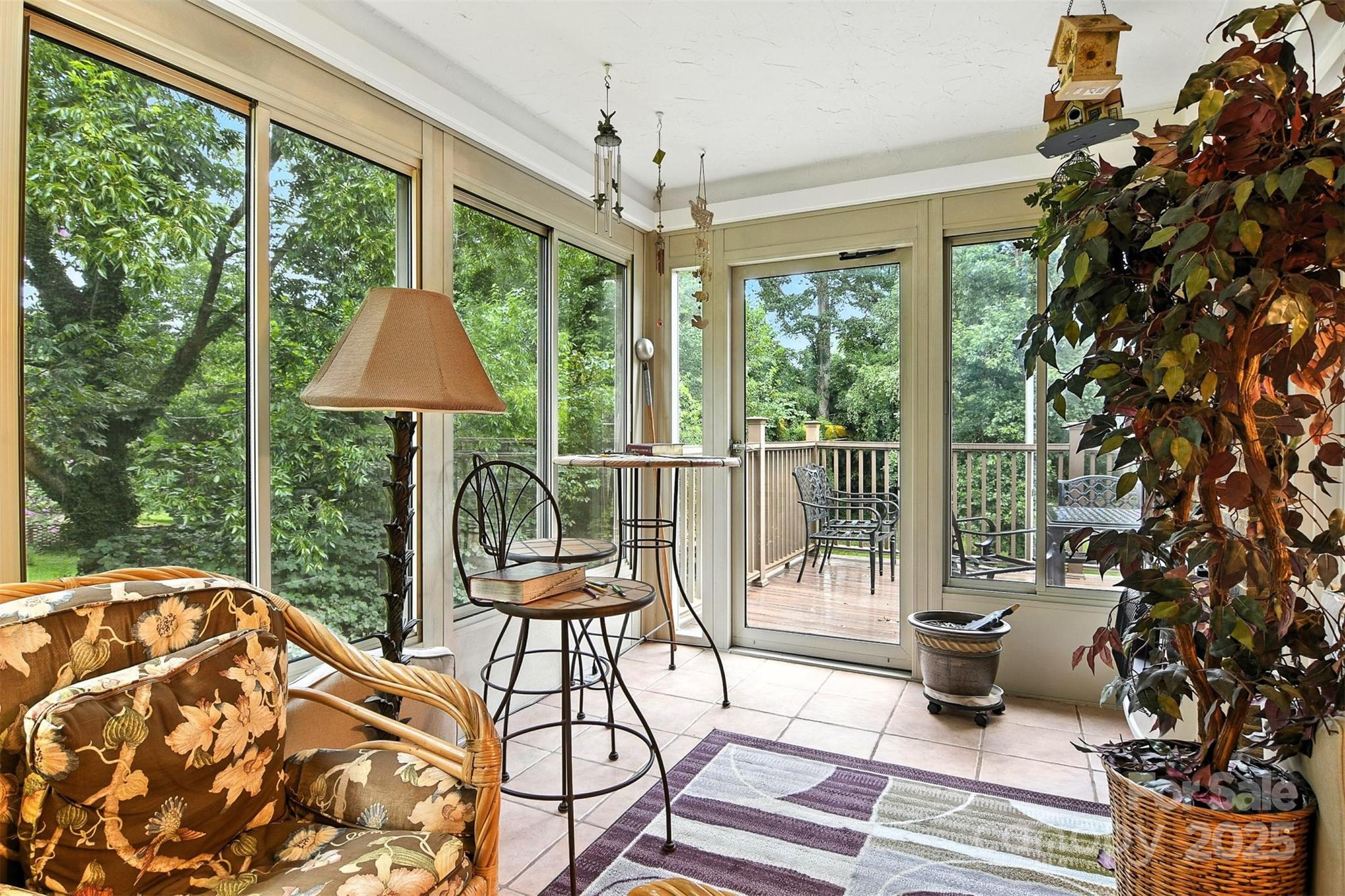 530 5th Street NW — Hickory