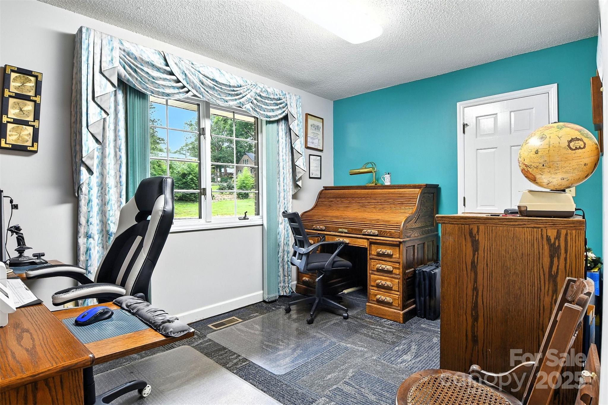 530 5th Street NW — Hickory