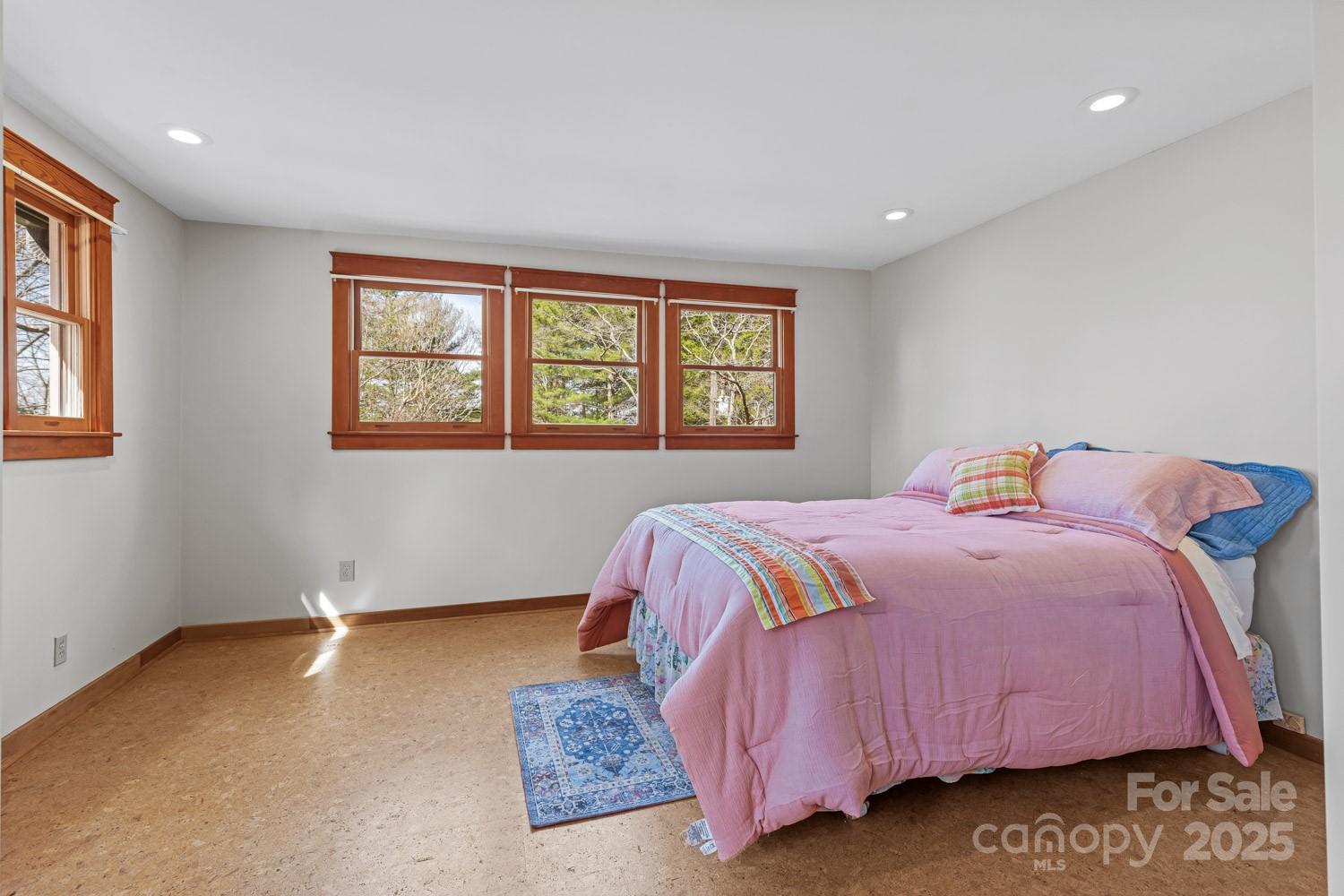 117 Woods View Trail — Fairview