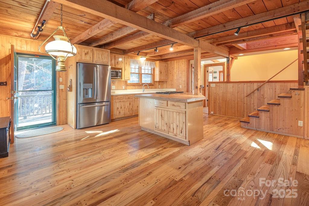117 Woods View Trail — Fairview