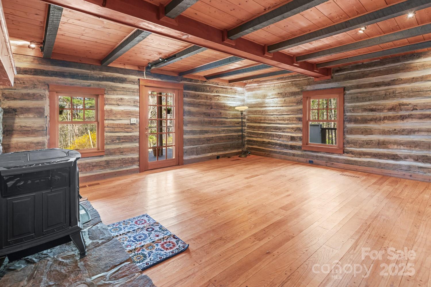 117 Woods View Trail — Fairview