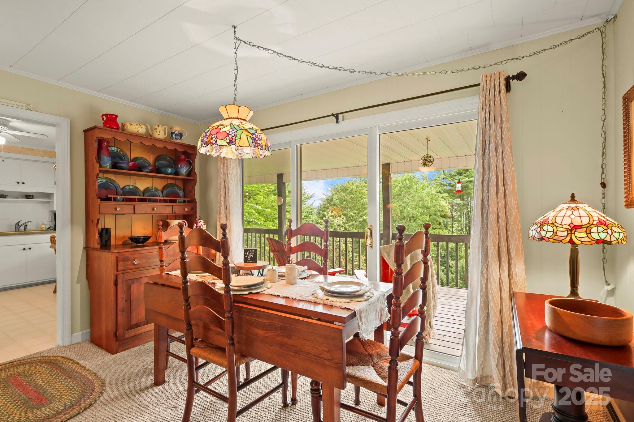 1074 Nikanor Road — West Jefferson