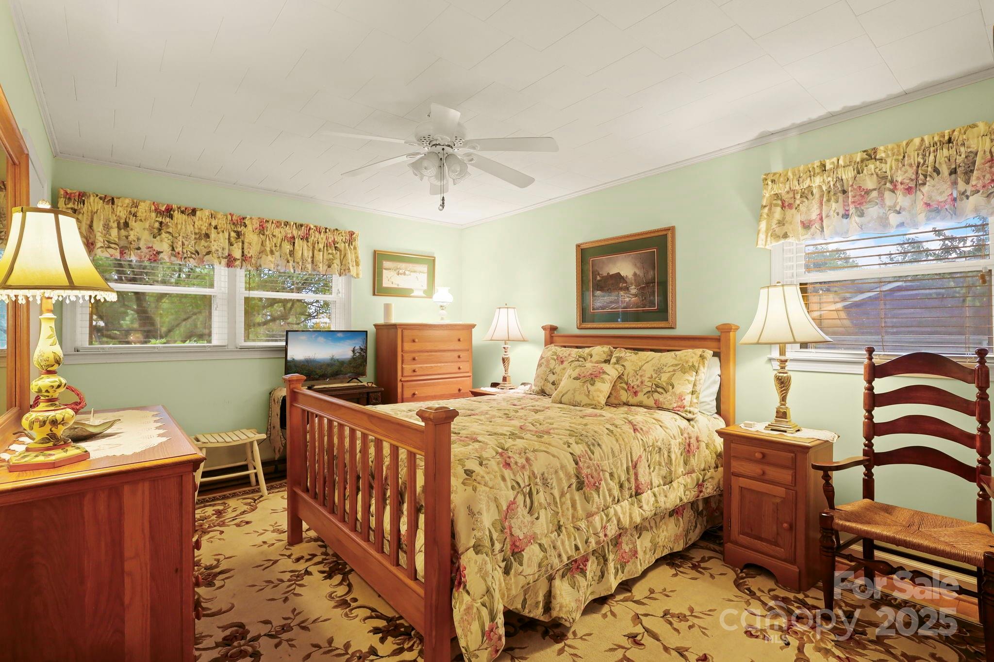 1074 Nikanor Road — West Jefferson