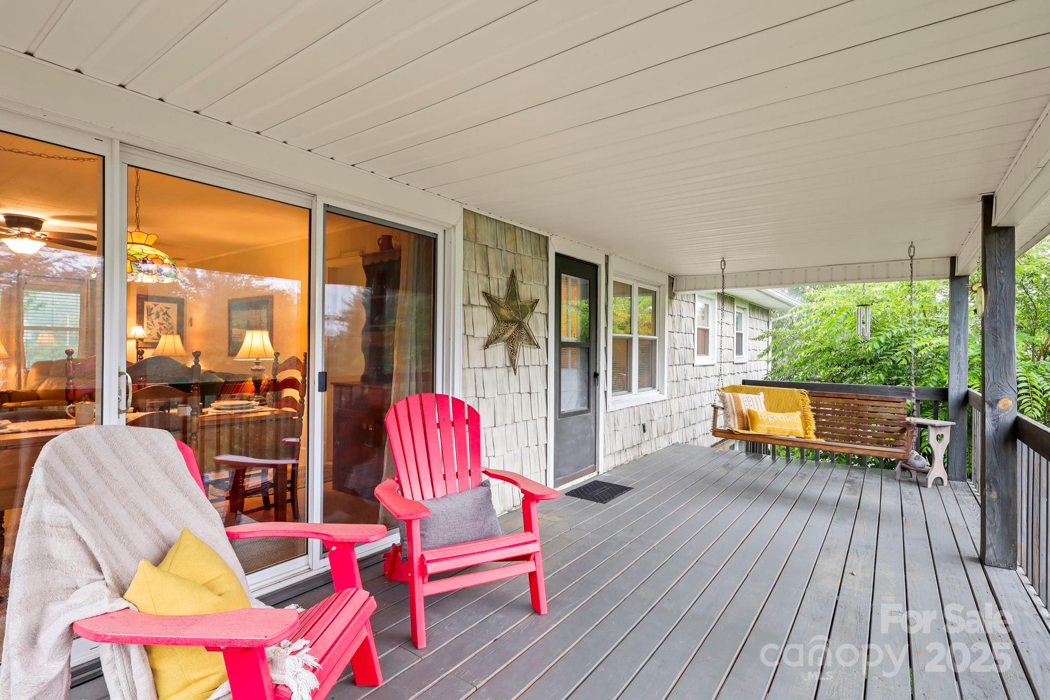 1074 Nikanor Road — West Jefferson