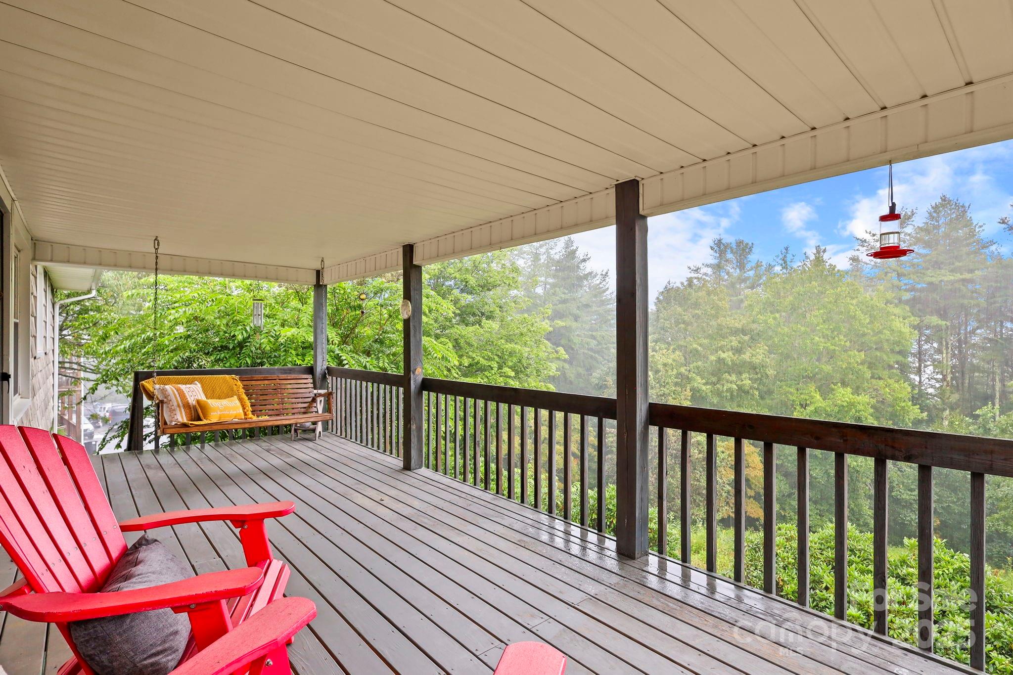 1074 Nikanor Road — West Jefferson